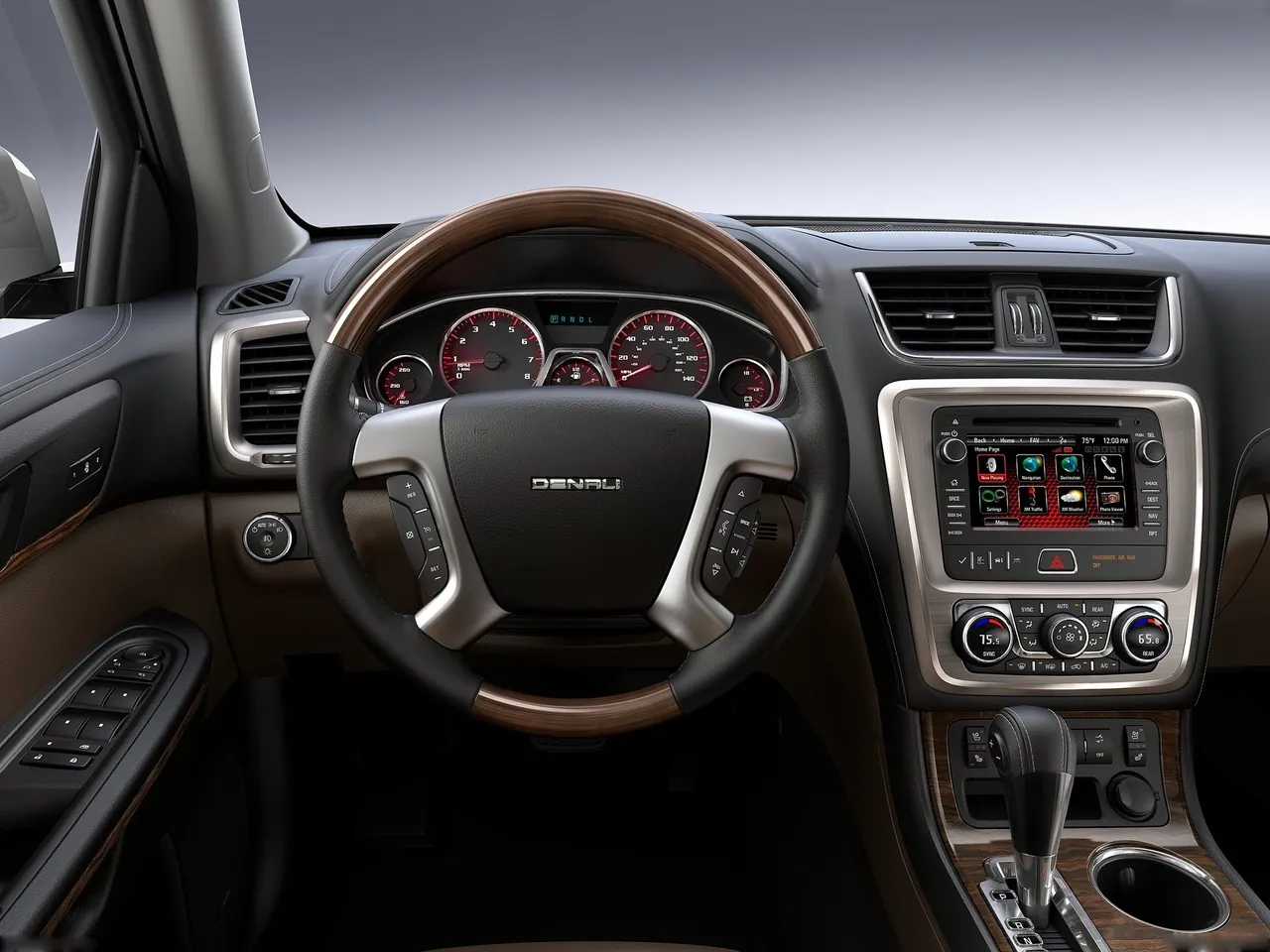 GMC Acadia (2013) – interiér