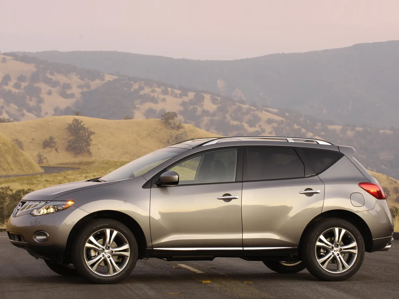 Nissan Murano (2009) - Side Profile