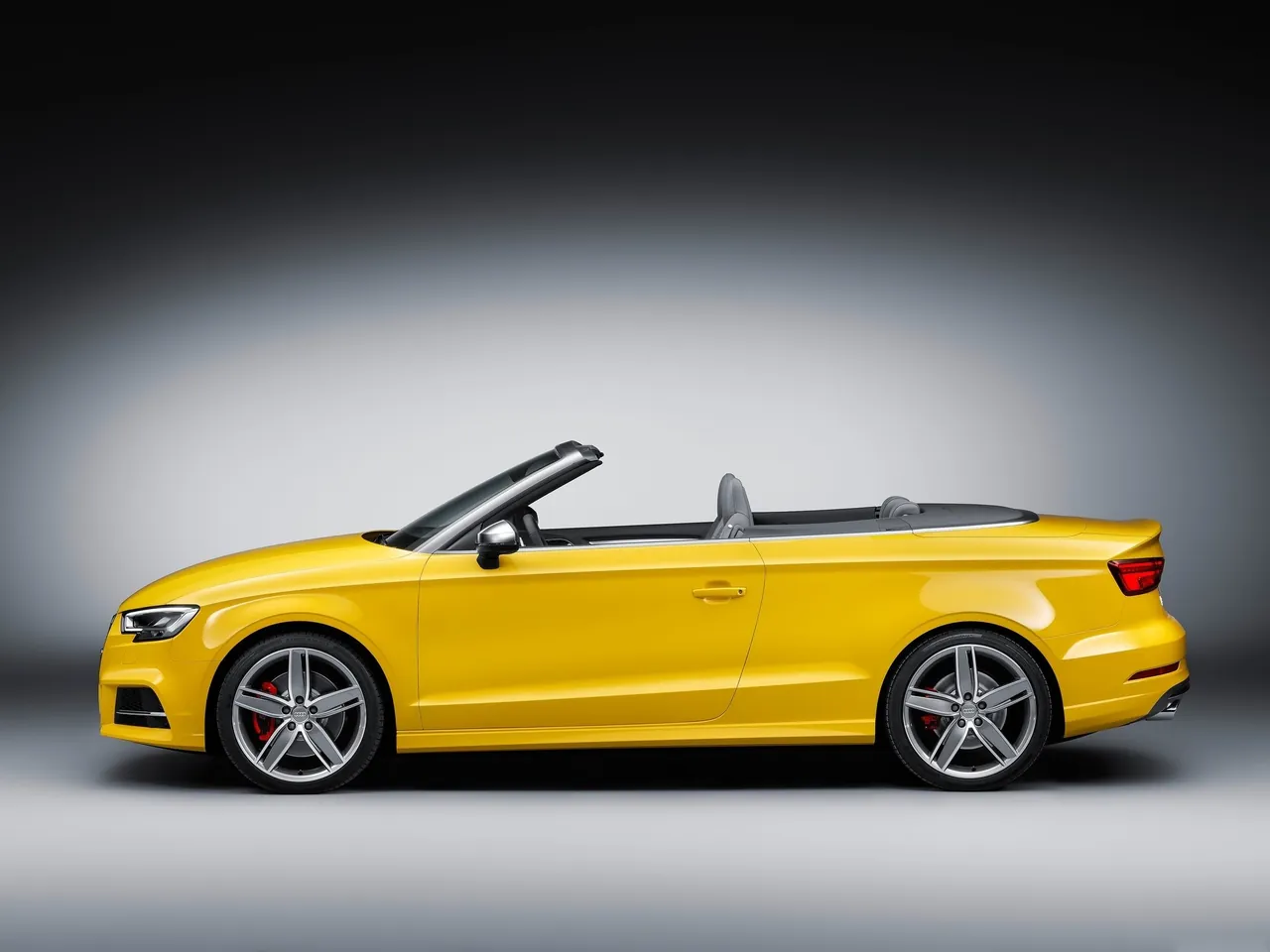 Audi S3 Cabriolet (2017) – boční profil