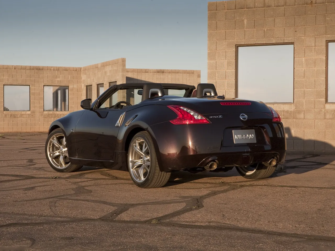 Nissan 370Z Roadster (2010) - Rear Three-Quarter