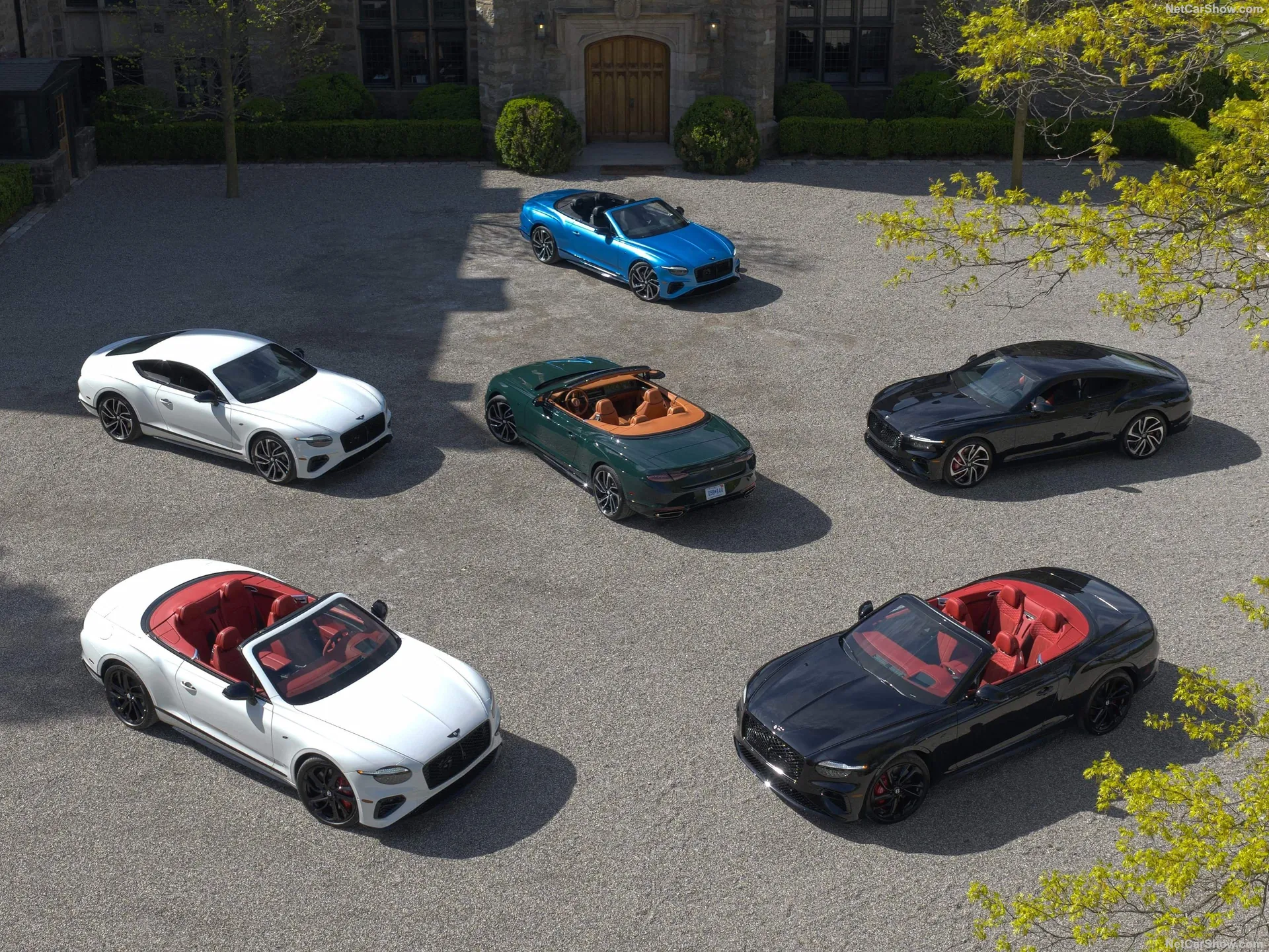 Bentley Continental GTC S (2027) – skupinový snímek