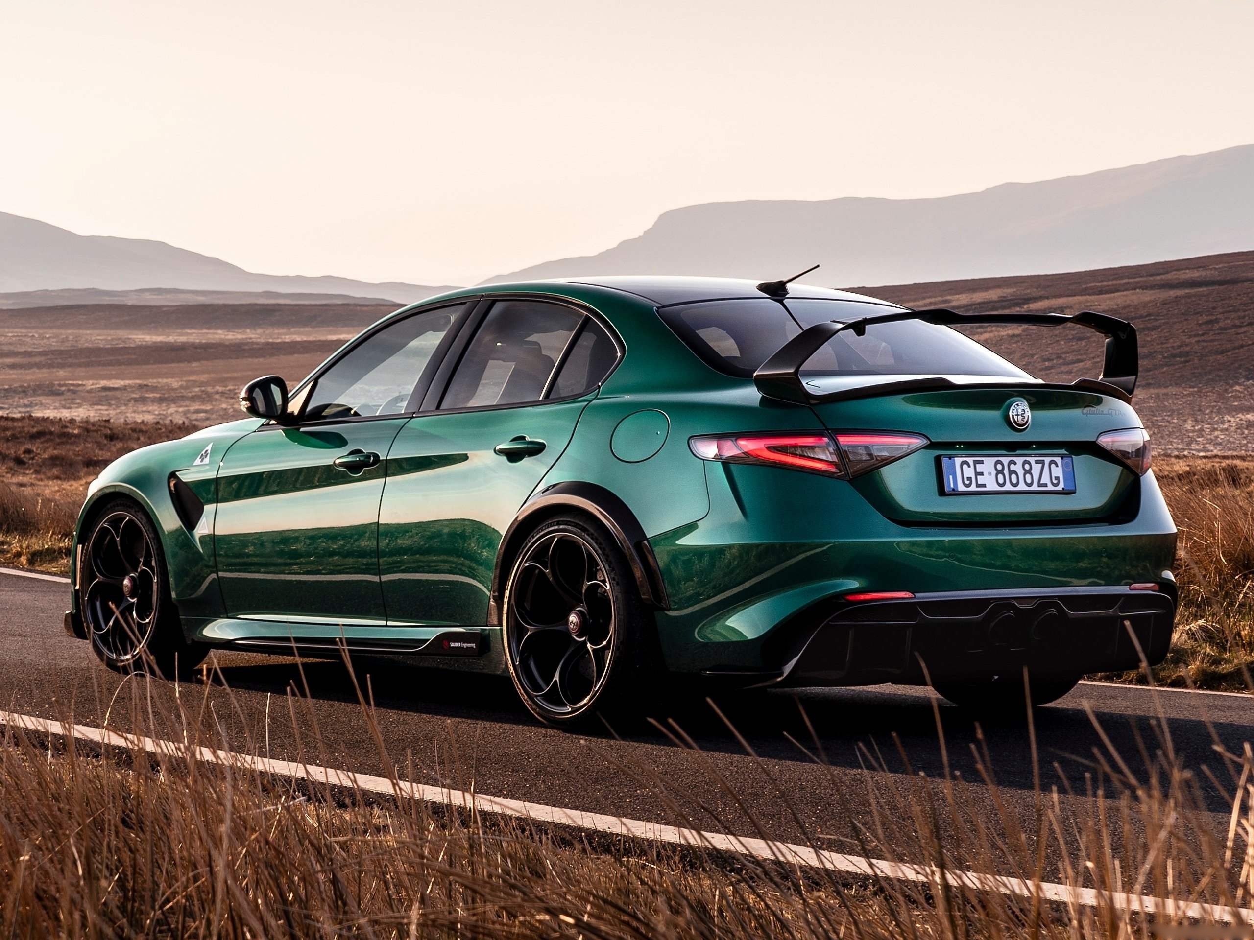 Alfa Romeo Giulia GTA (2021) - Rear Three-Quarter