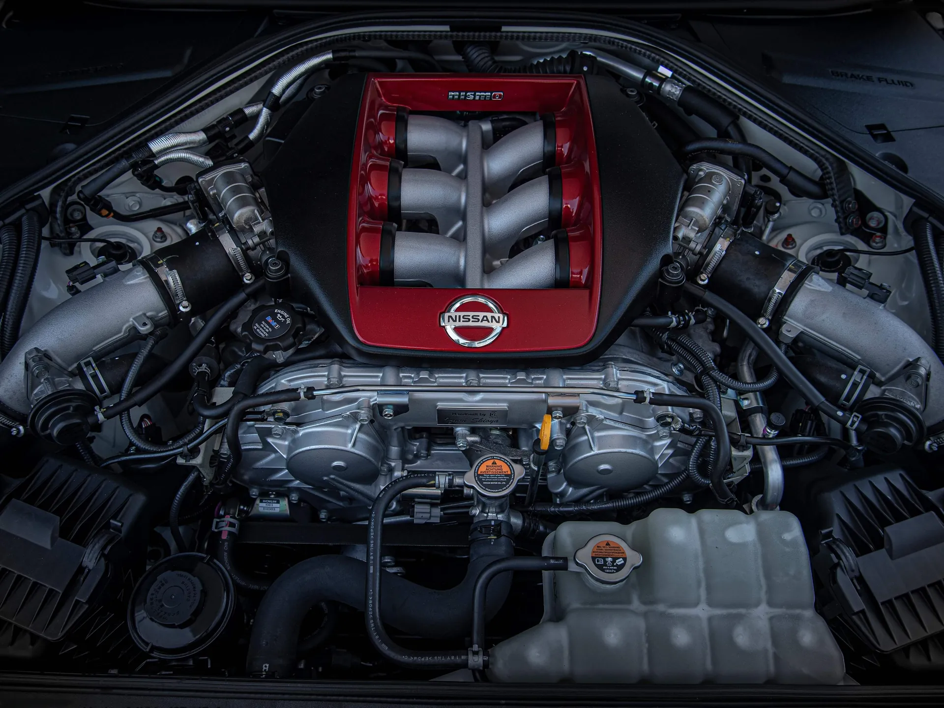 Nissan GT-R Nismo (2020) - Engine Bay