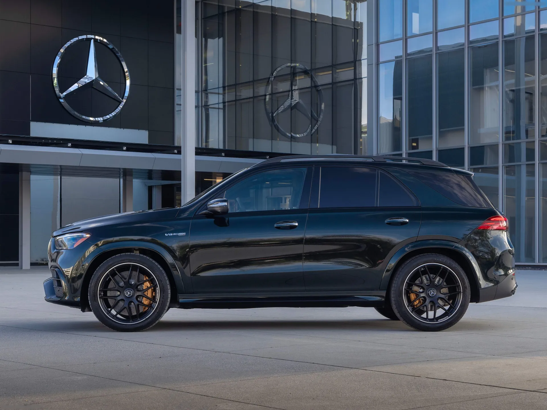 Mercedes-Benz GLE63 S AMG (2024) - Side Profile