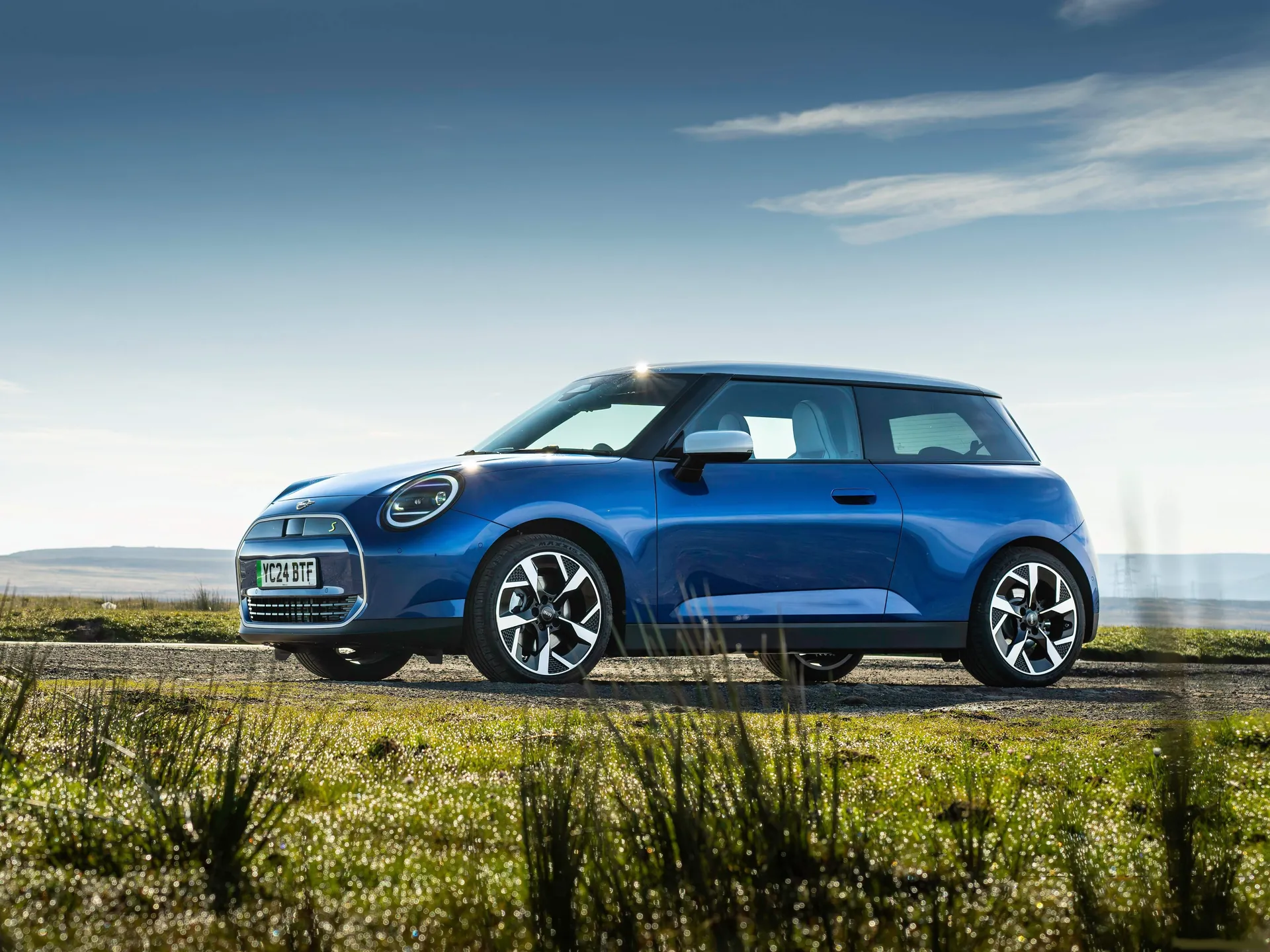 Mini Cooper SE [UK] (2024)