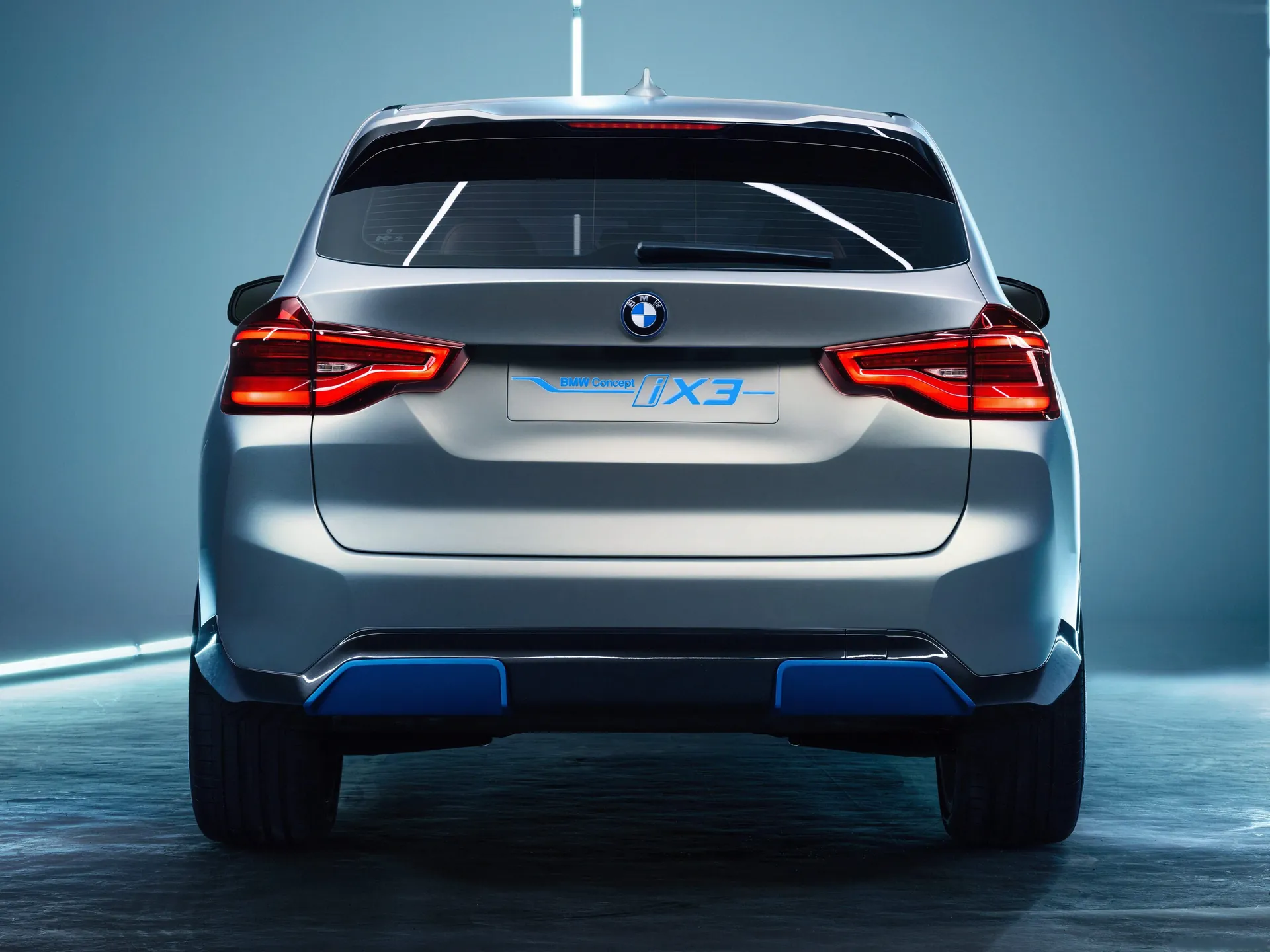 BMW iX3 Concept (2018) – zezadu