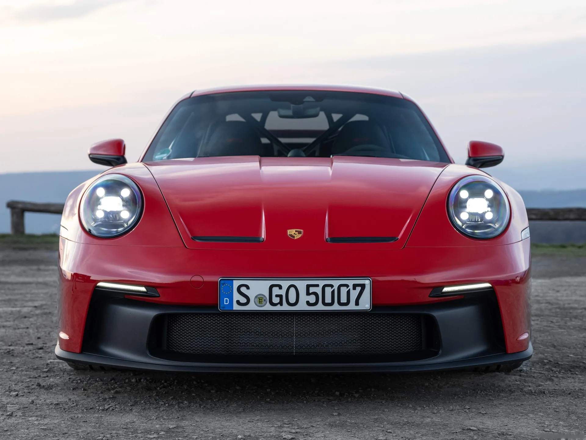 Porsche 911 GT3 (2022) - Front
