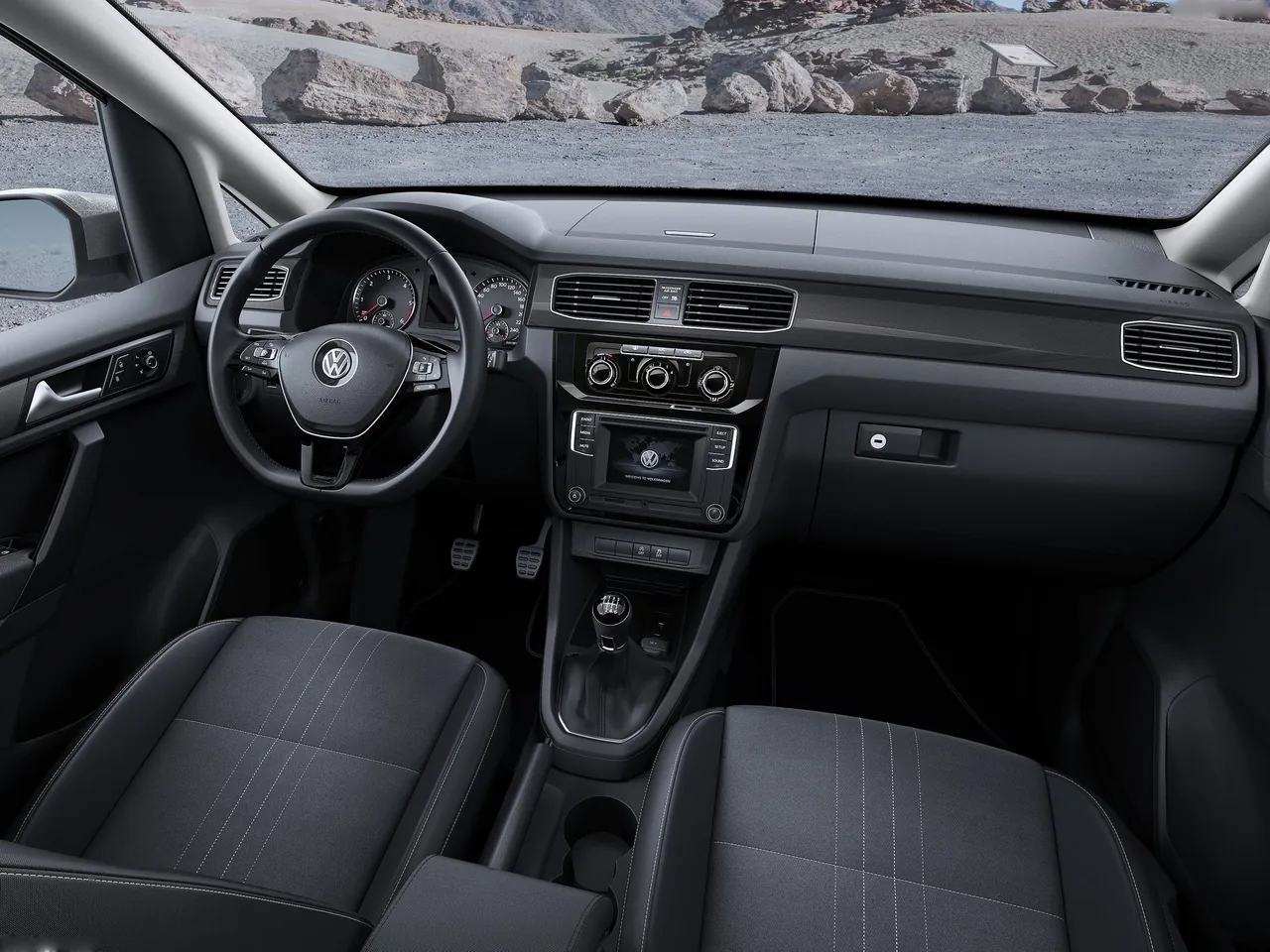Volkswagen Caddy Alltrack (2016) – interiér