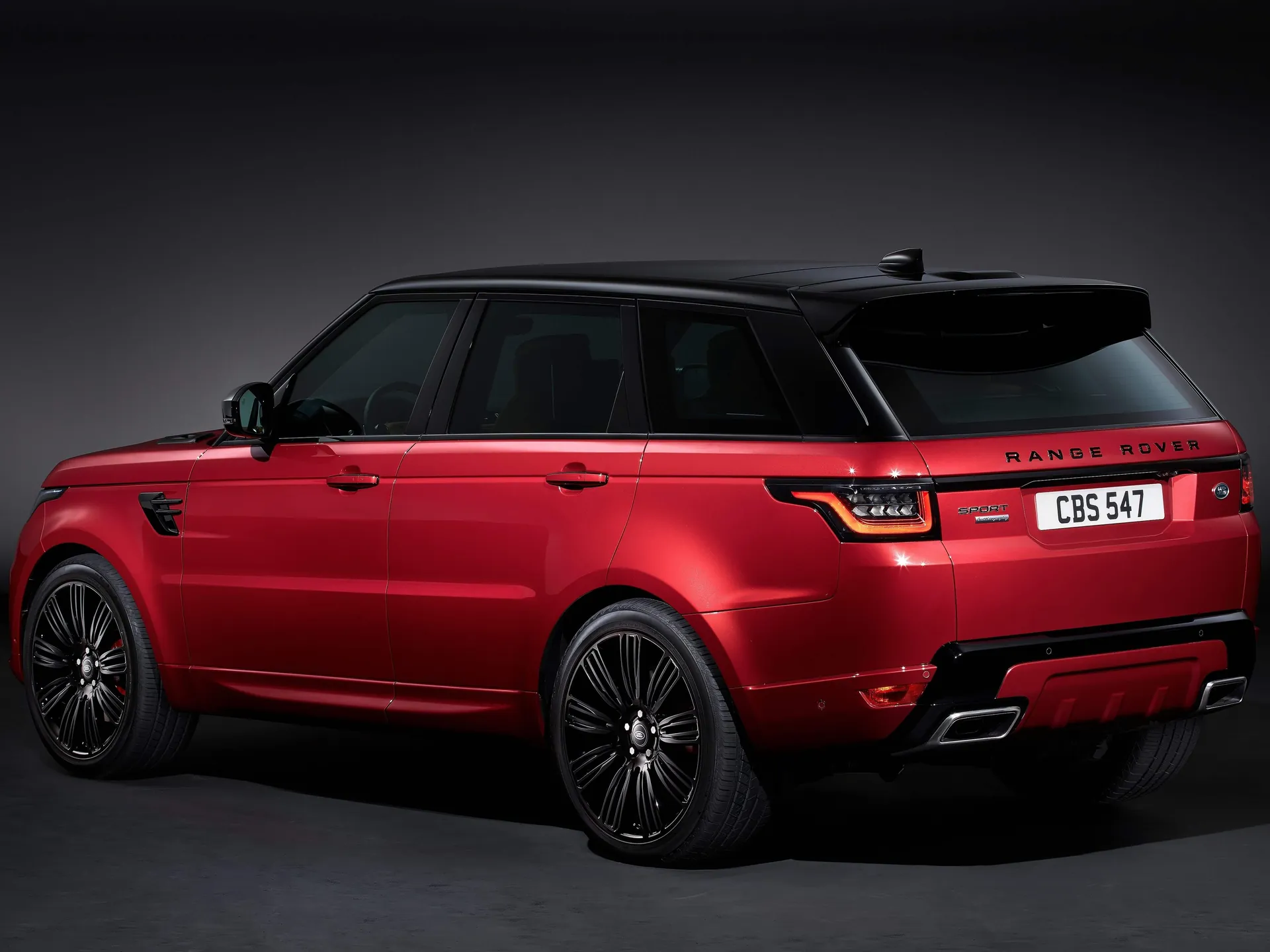 Land Rover Range Rover Sport (2018) – zadní tříčtvrteční pohled