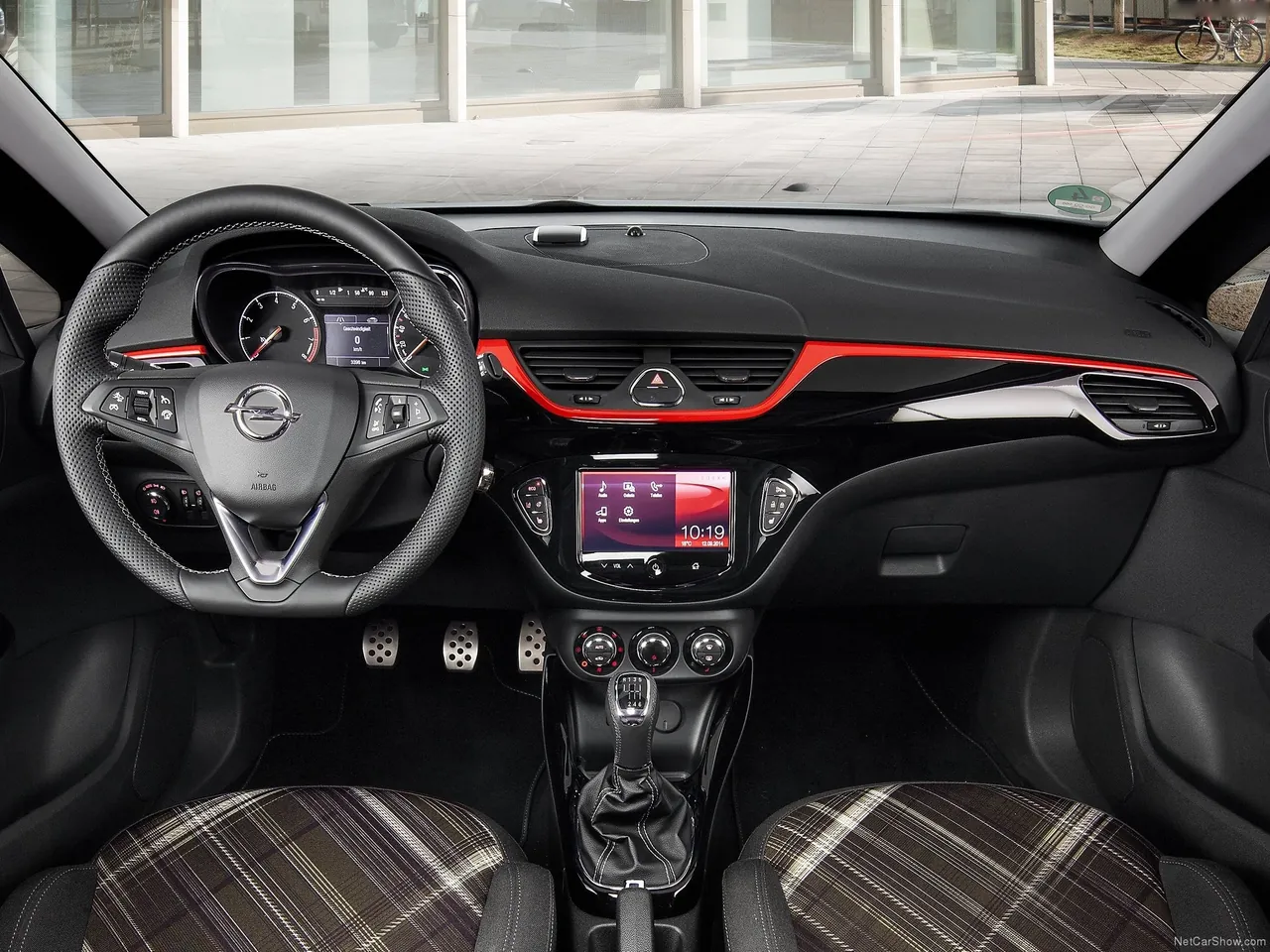 Opel Corsa (2015) - Interior