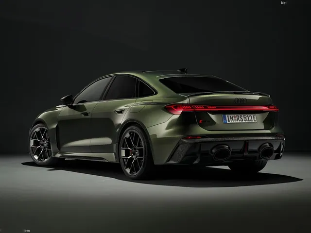 Audi RS5 Sedan (2027)