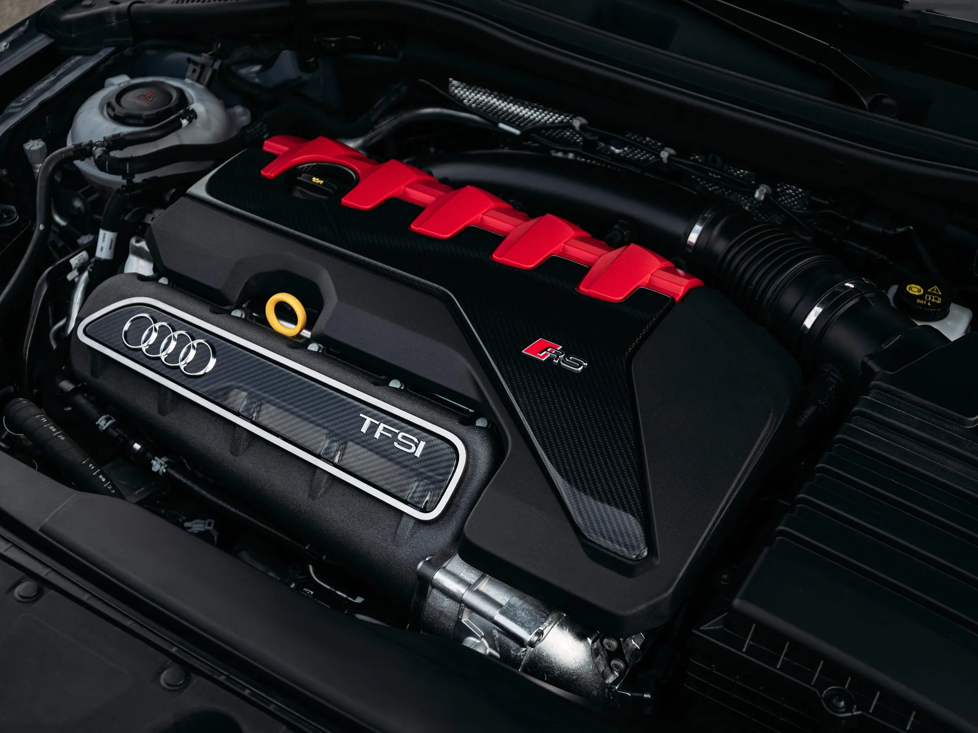 Audi RS3 (2022) - Engine Bay