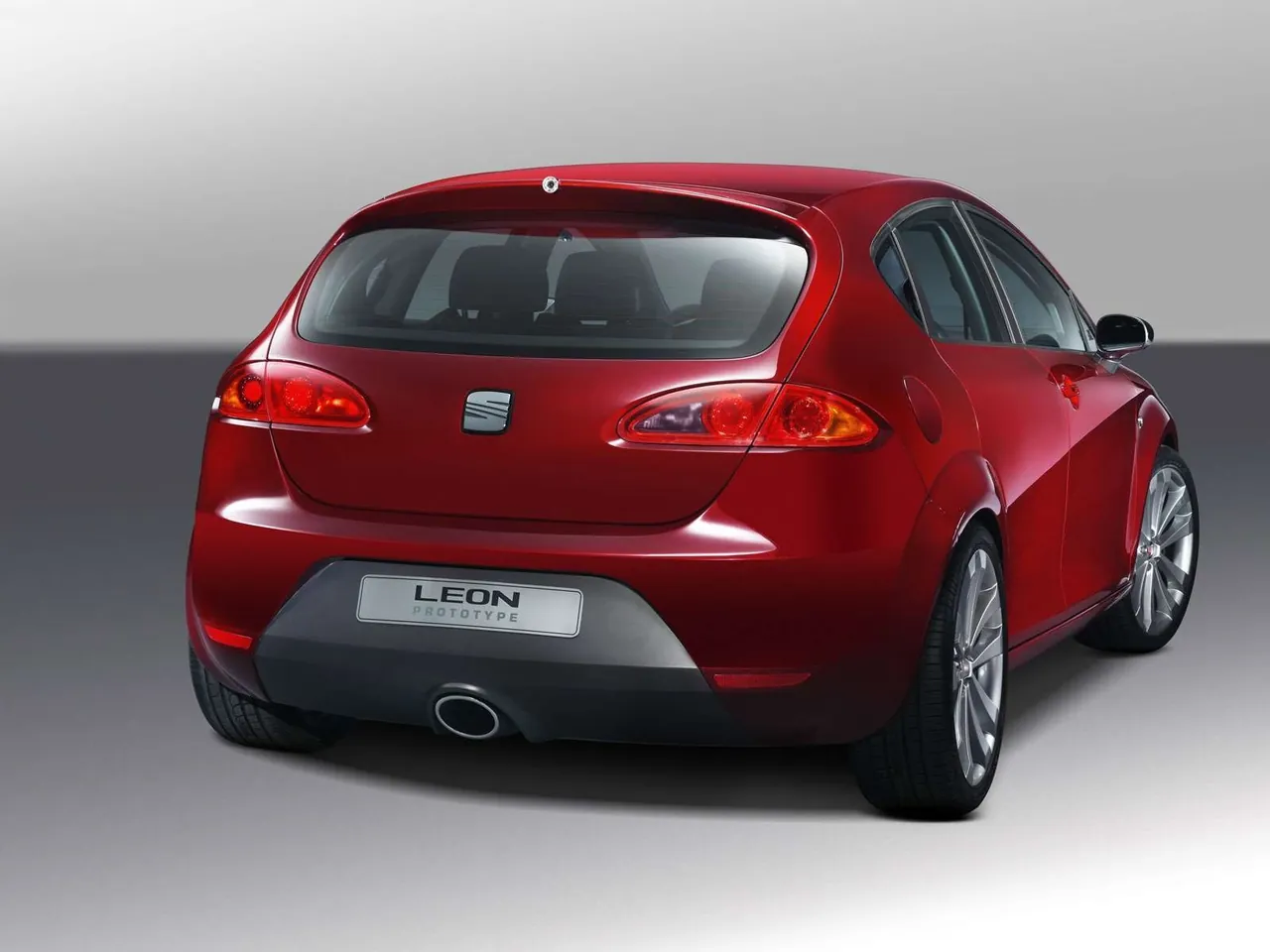 Seat Leon Prototype (2005) – zadní tříčtvrteční pohled