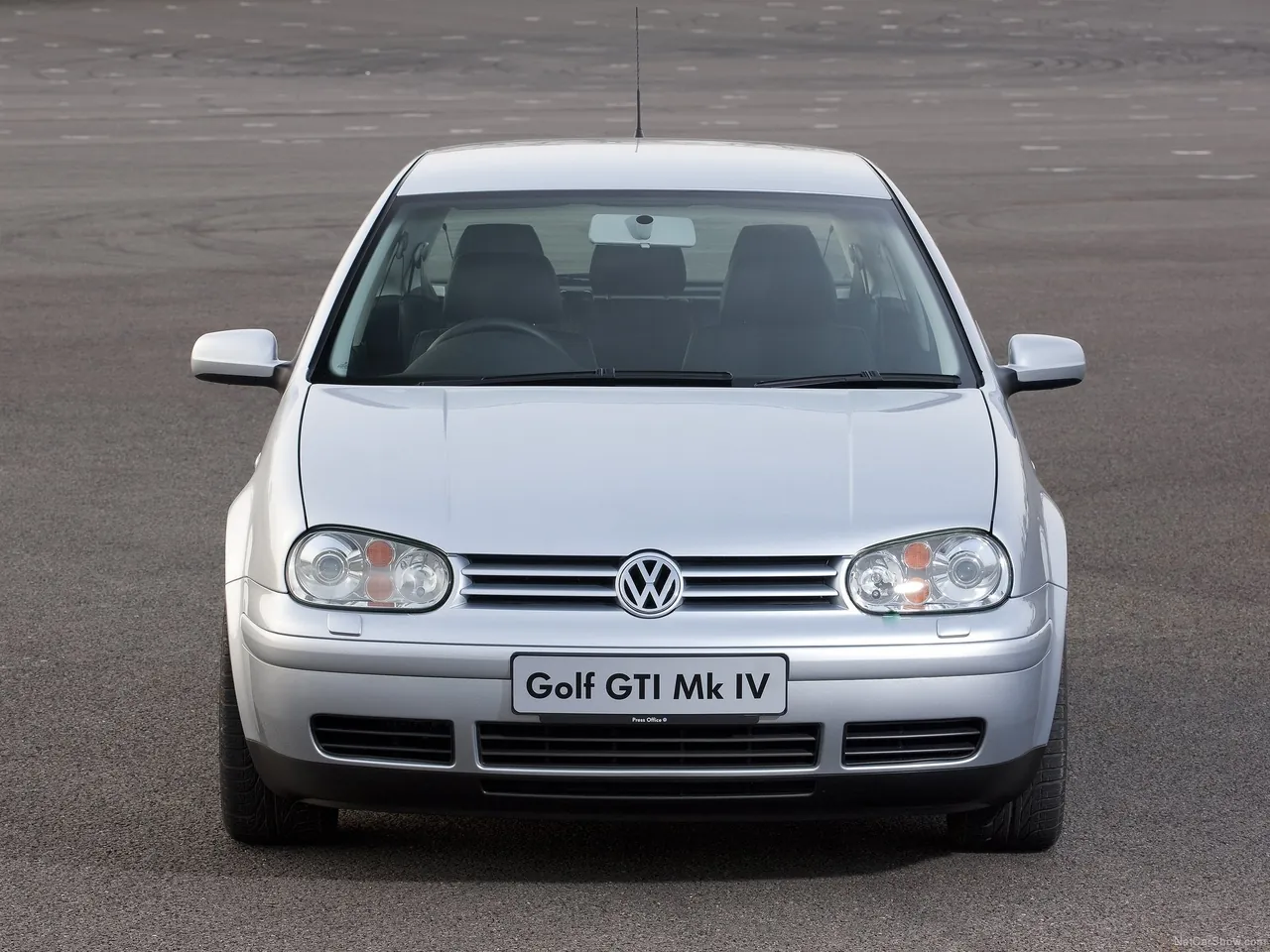 Volkswagen Golf IV GTI (1998) - Front