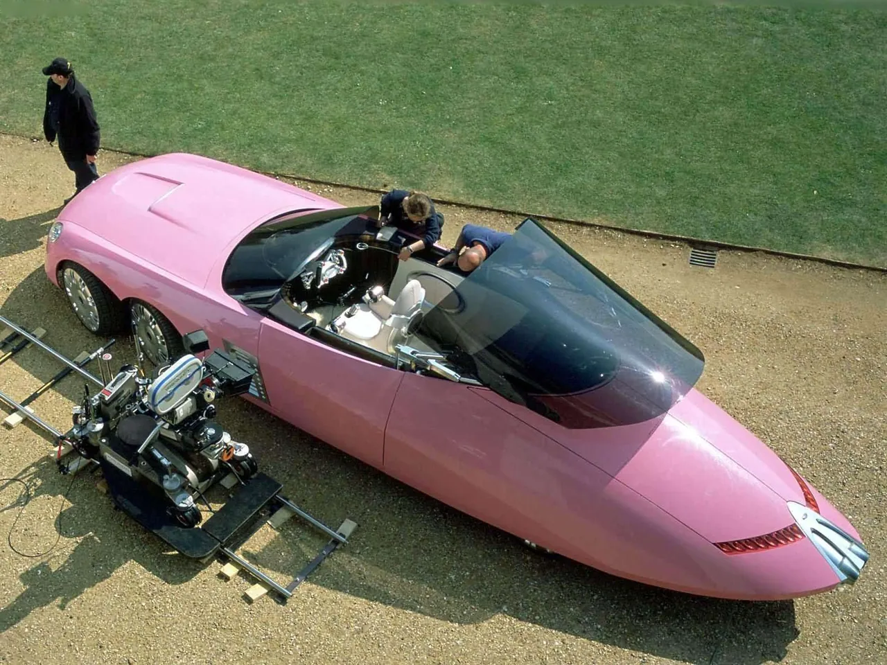 Ford Thunderbird FAB 1 Concept (2004) – zadní tříčtvrteční pohled