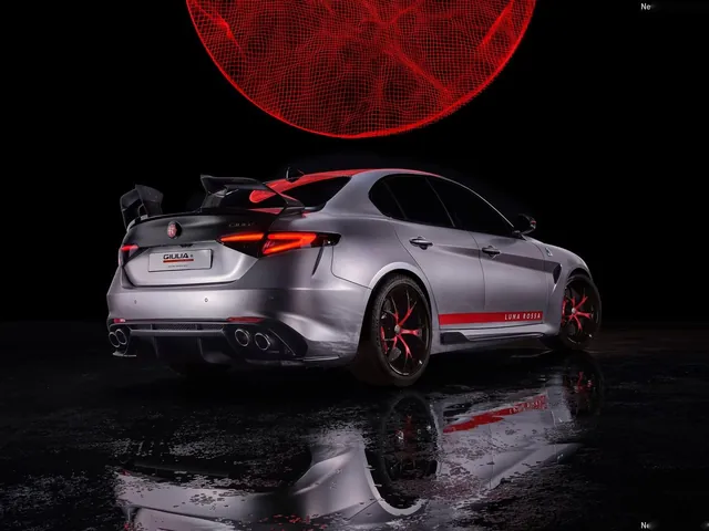 Alfa Romeo Giulia Quadrifoglio Luna Rossa (2026)