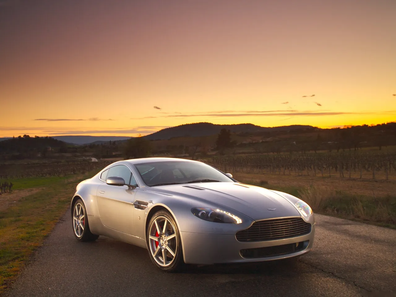 Aston Martin V8 Vantage (2007)