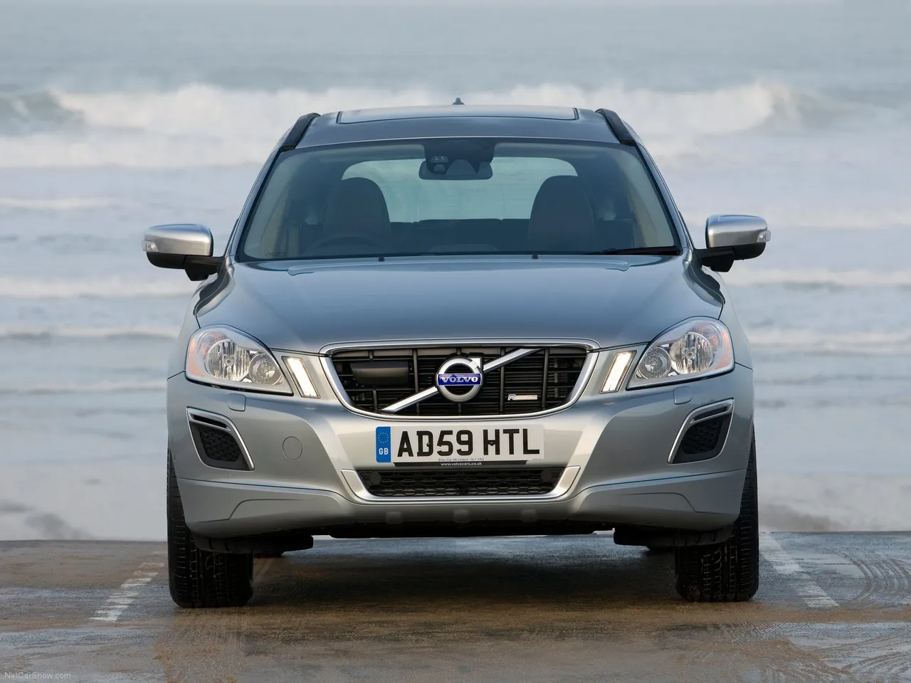Volvo XC60 R-Design (2010) – zepředu
