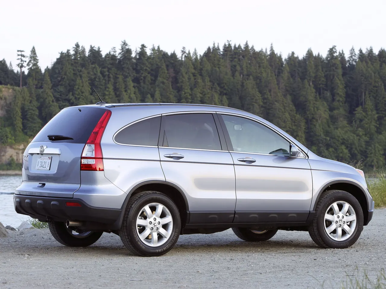 Honda CR-V (2007) – zadní tříčtvrteční pohled