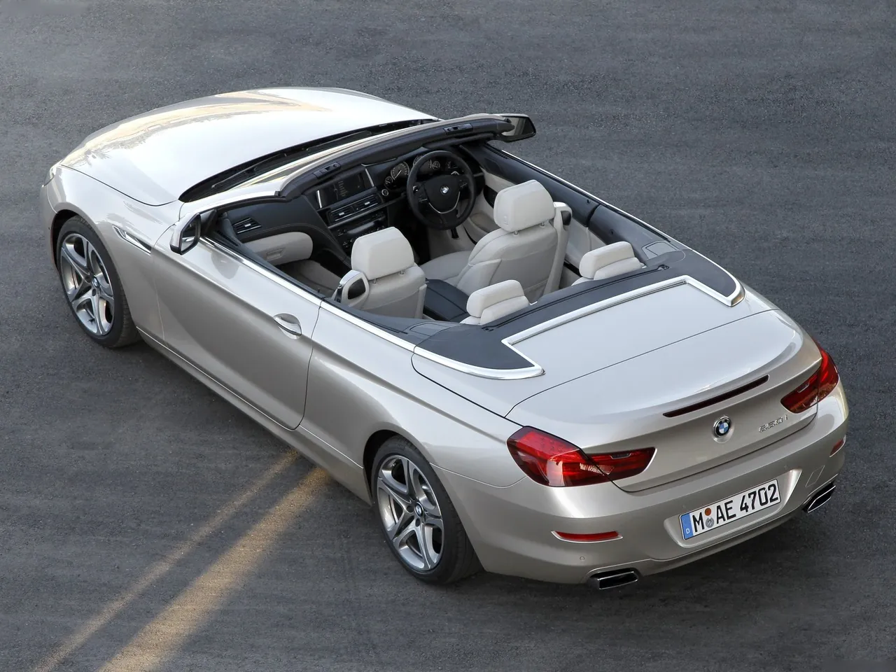 BMW 6-Series Convertible (2012) – zadní tříčtvrteční pohled