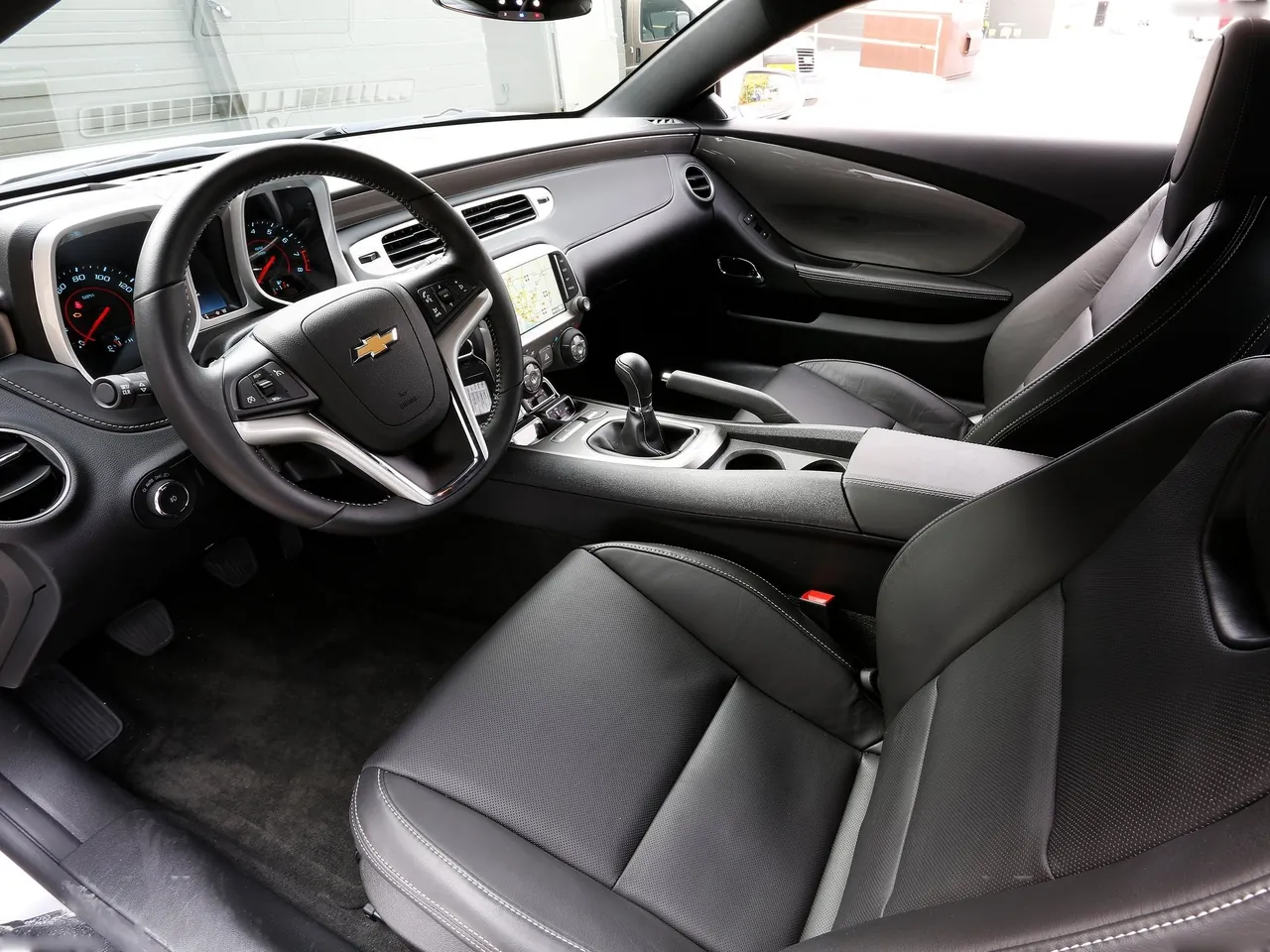 Chevrolet Camaro (2014) – interiér
