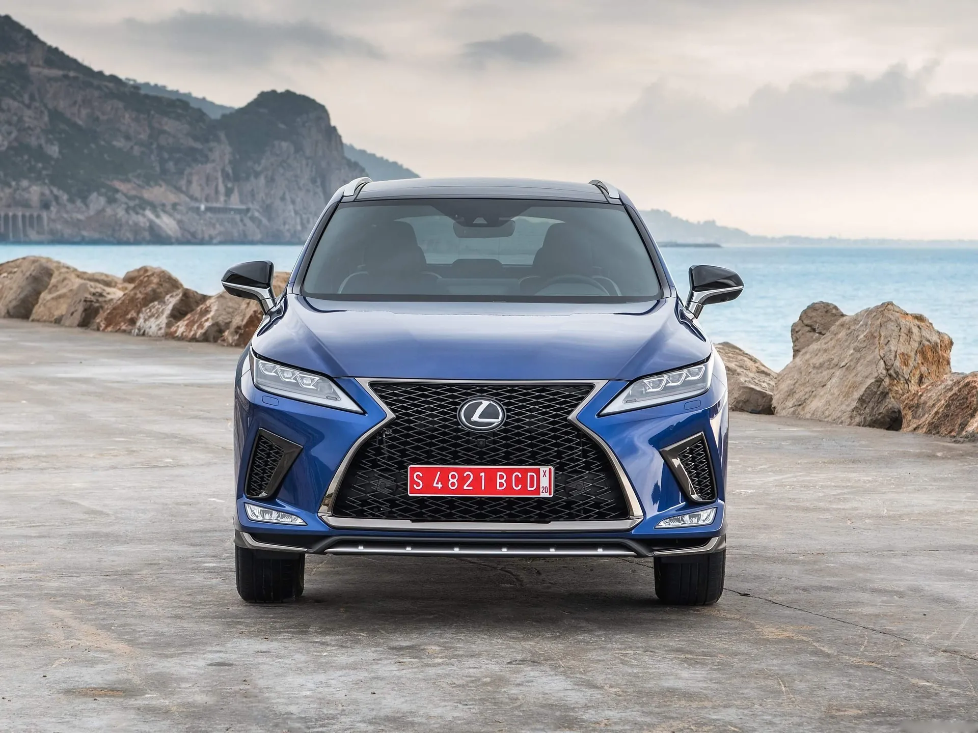 Lexus RX (2020) – zepředu