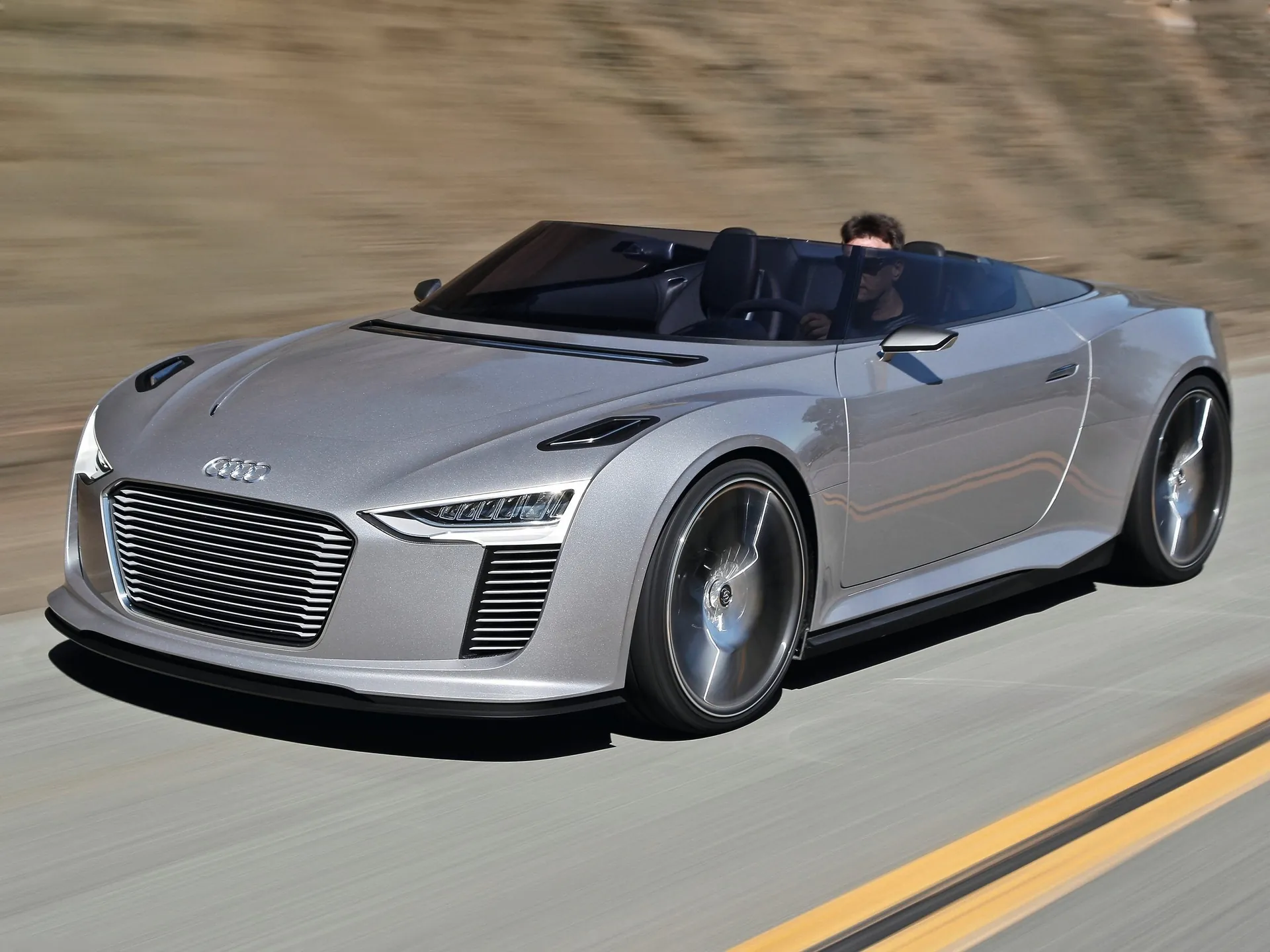 Audi e-tron Spyder Concept (2010)