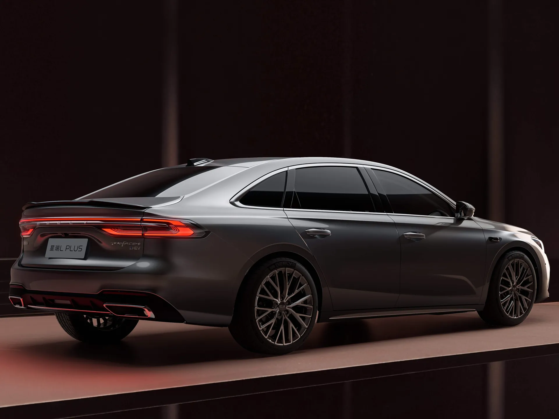 Geely Xingrui L Plus (2027) – zadní tříčtvrteční pohled