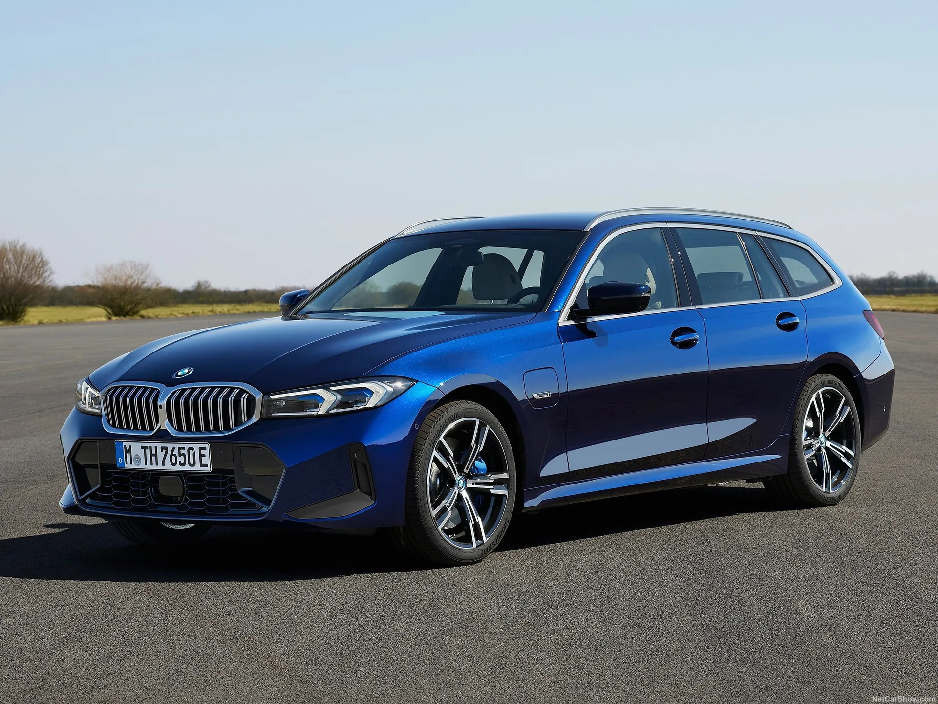 BMW 3-Series Touring (2023)