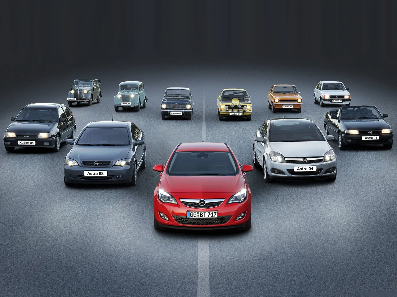 Opel Astra (2010) – historie