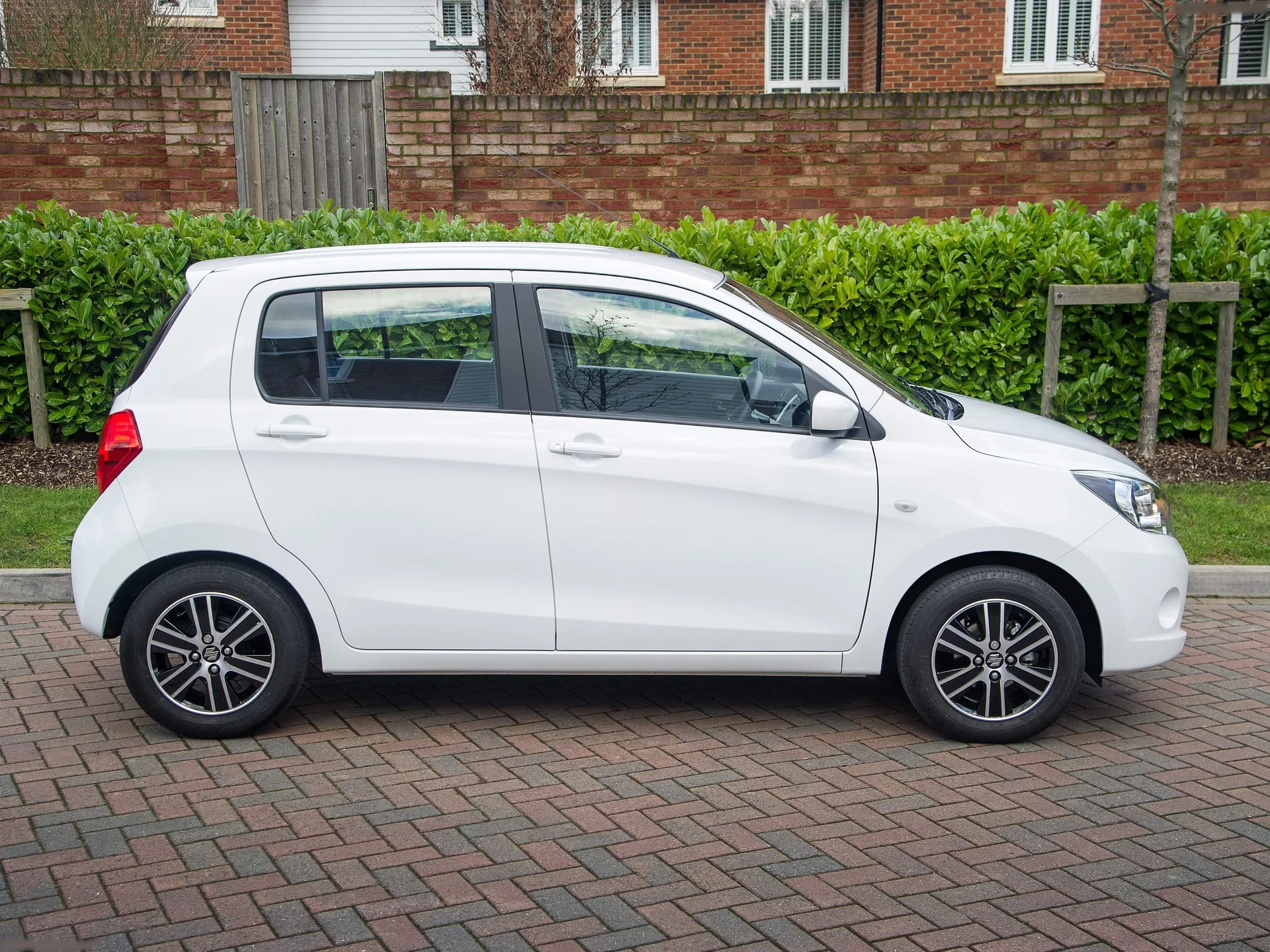 Suzuki Celerio (2015) – boční profil