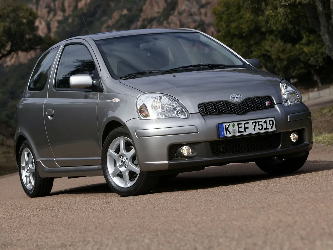 Toyota Yaris (2003)