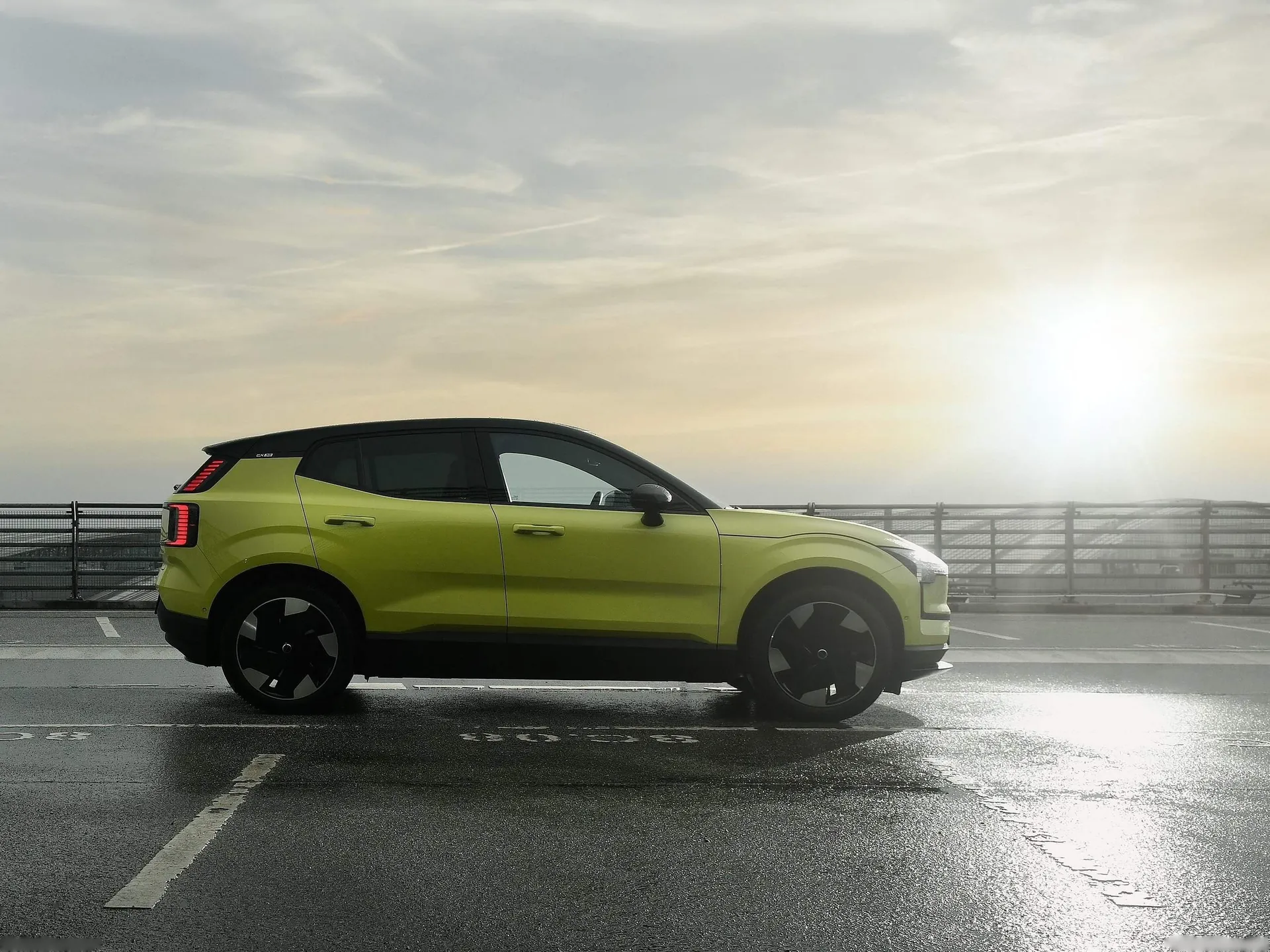 Volvo EX30 (2025) - Side Profile