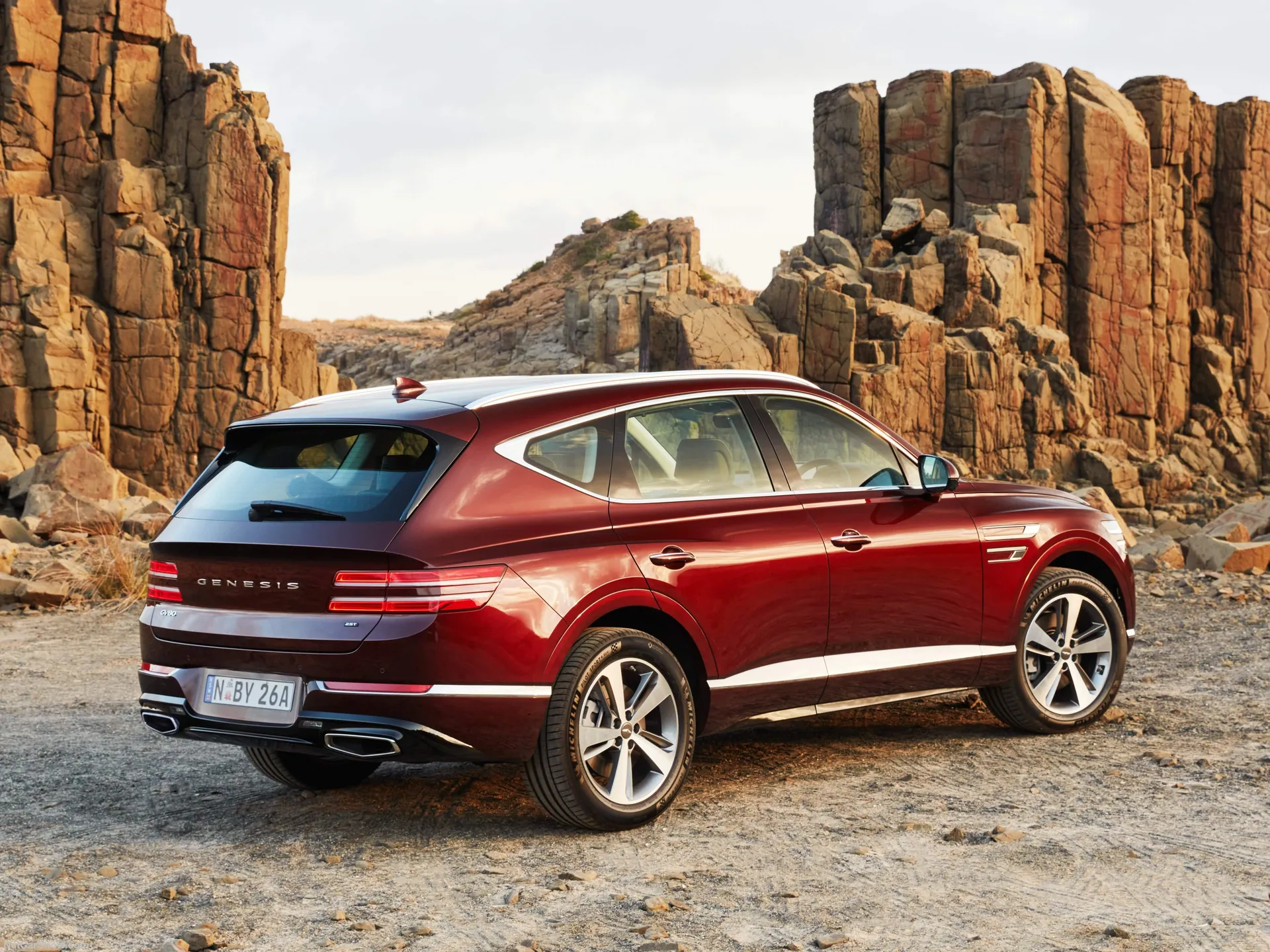Genesis GV80 [AU] (2021) – zadní tříčtvrteční pohled