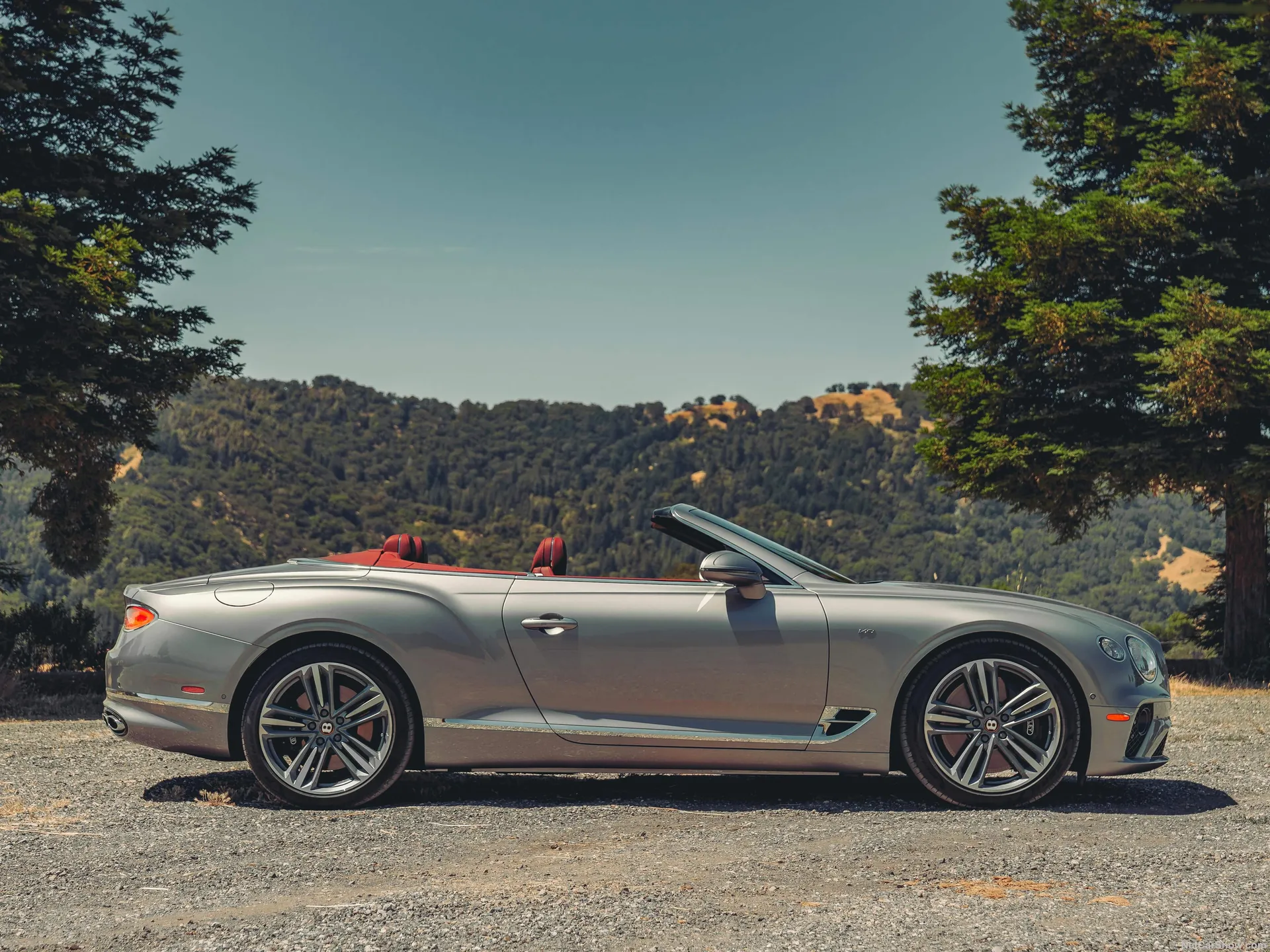 Bentley Continental GT V8 Convertible (2020) - Side Profile