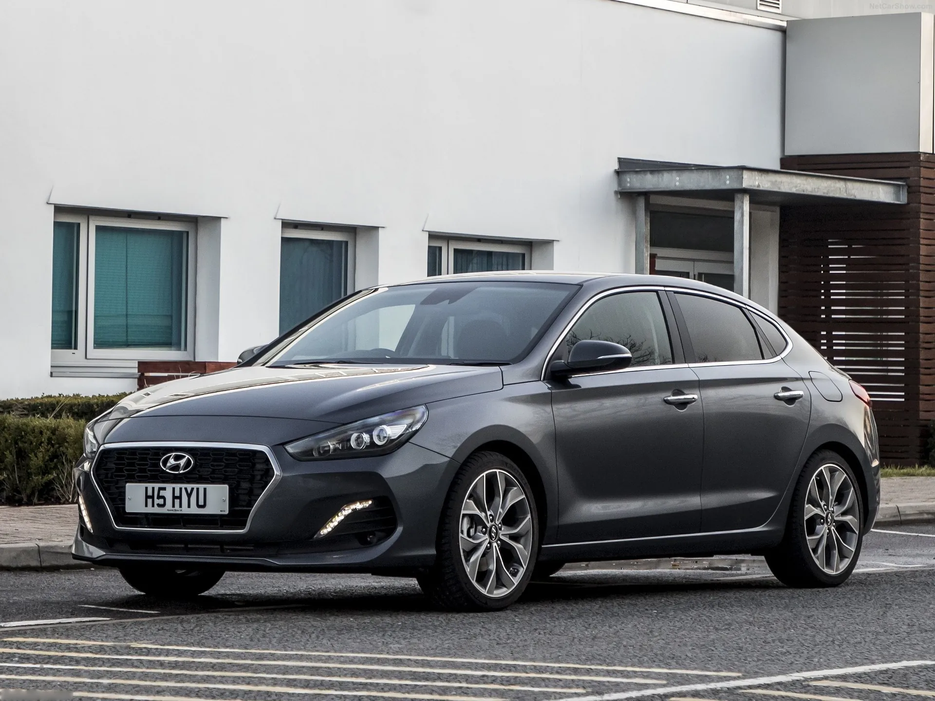 Hyundai i30 Fastback (2018)