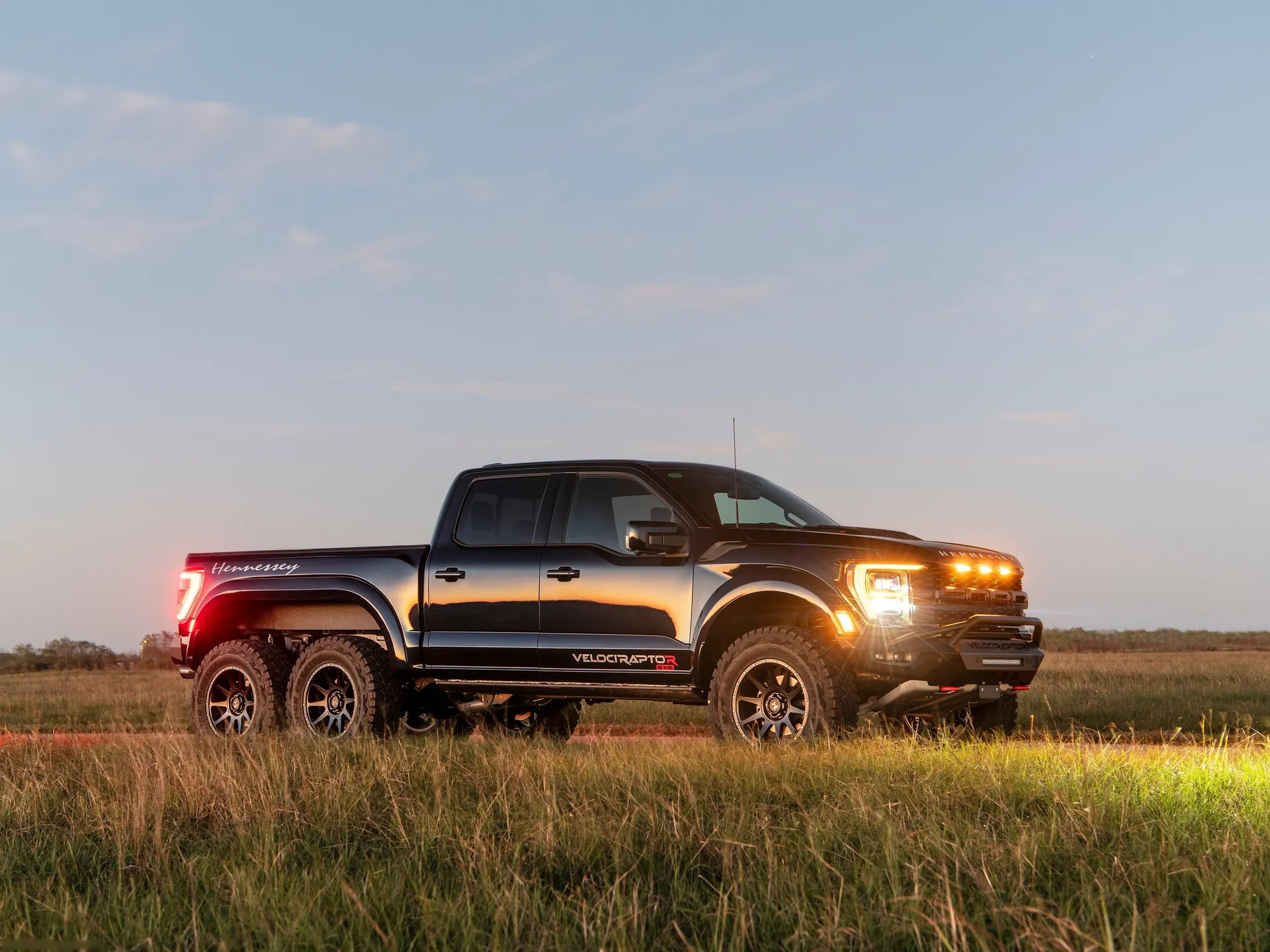 Hennessey VelociRaptoR 6X6 (2024)