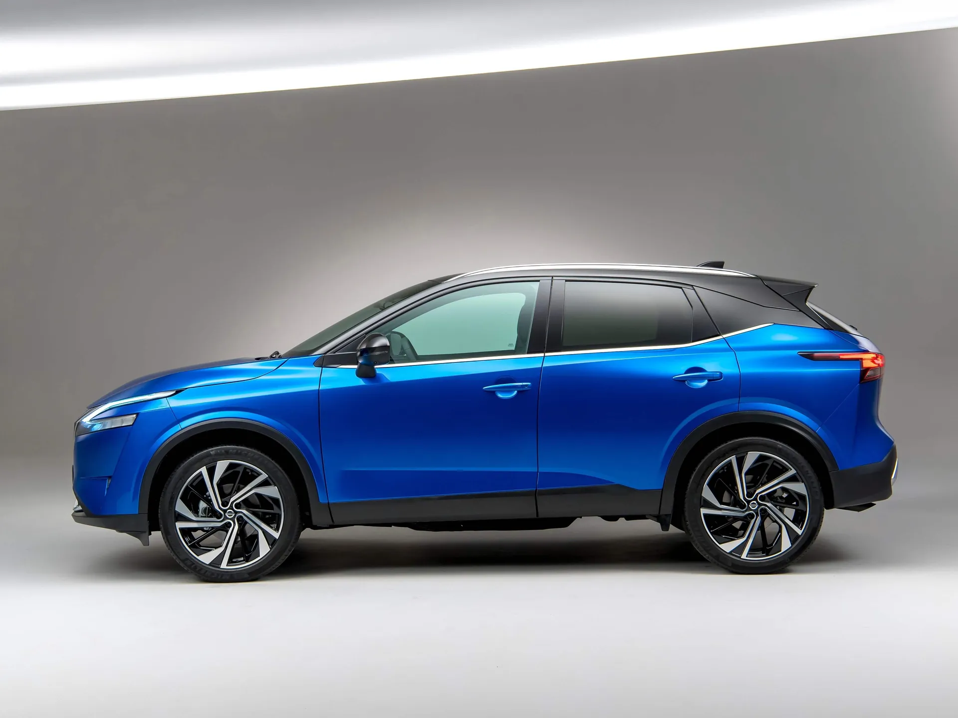 Nissan Qashqai (2022) - Side Profile
