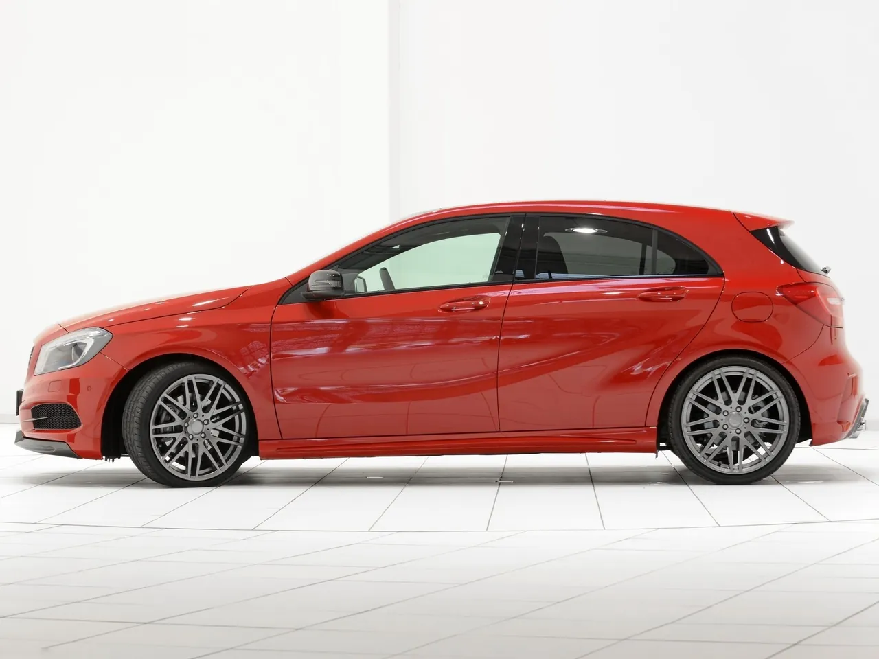 Brabus Mercedes-Benz A-Class (2012) – boční profil