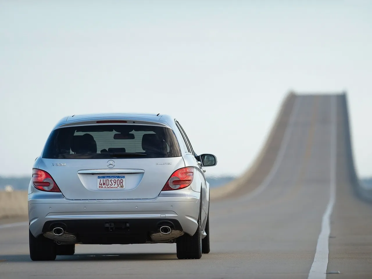Mercedes-Benz R-Class (2008) - Rear