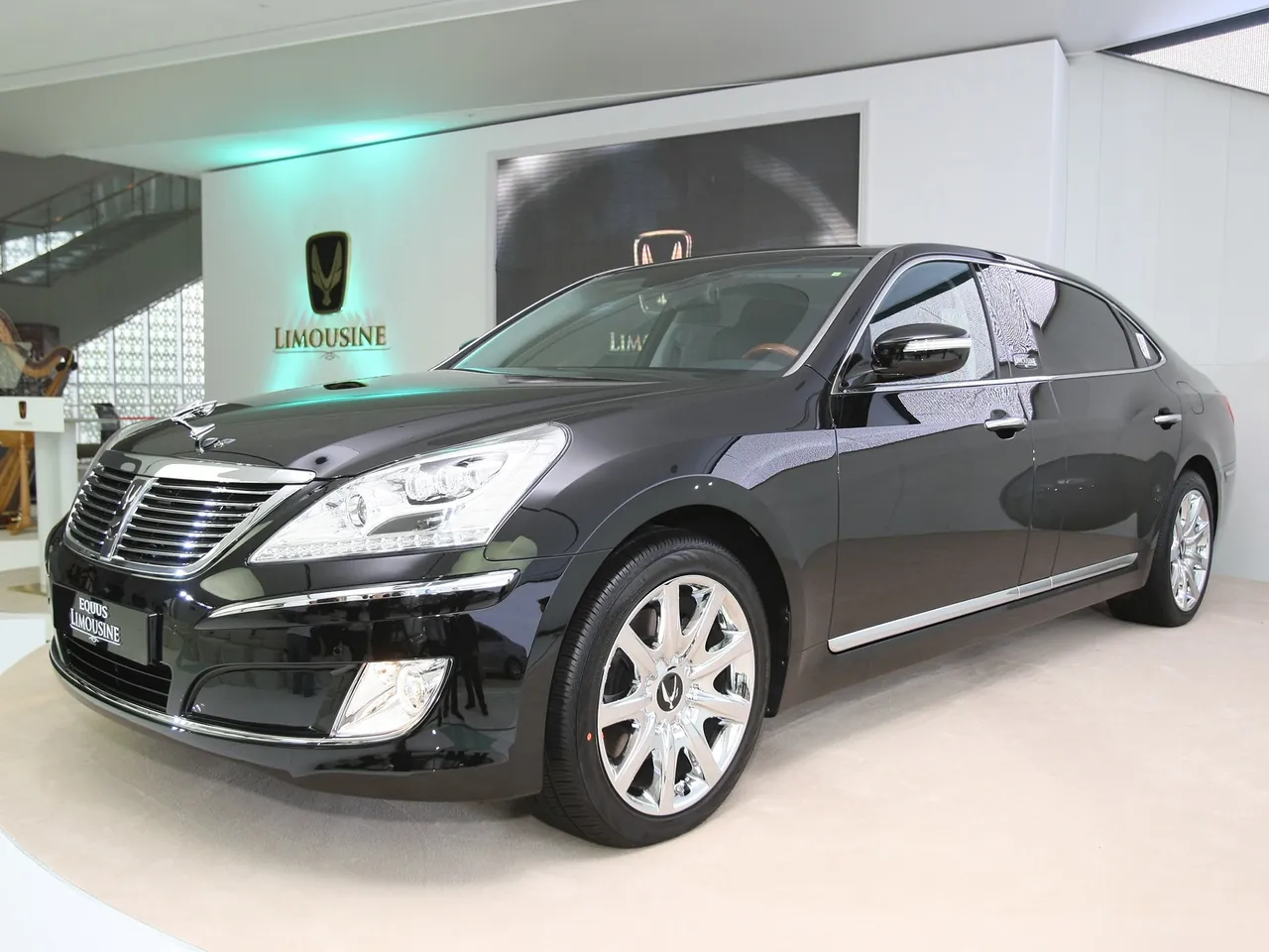 Hyundai Equus Limousine (2010)