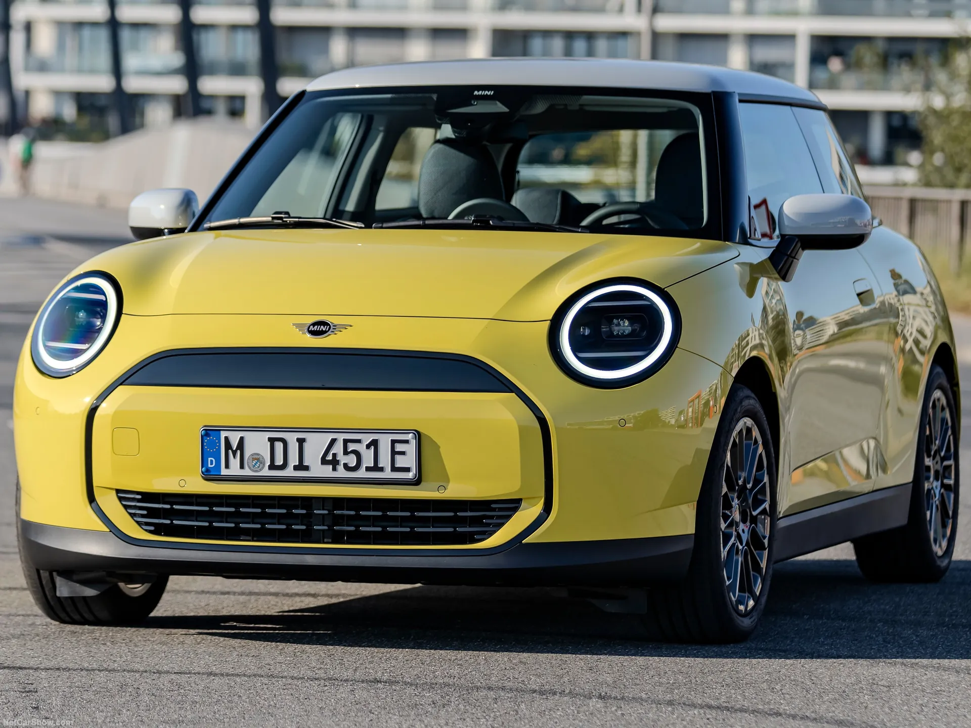 Mini Cooper E (2024)