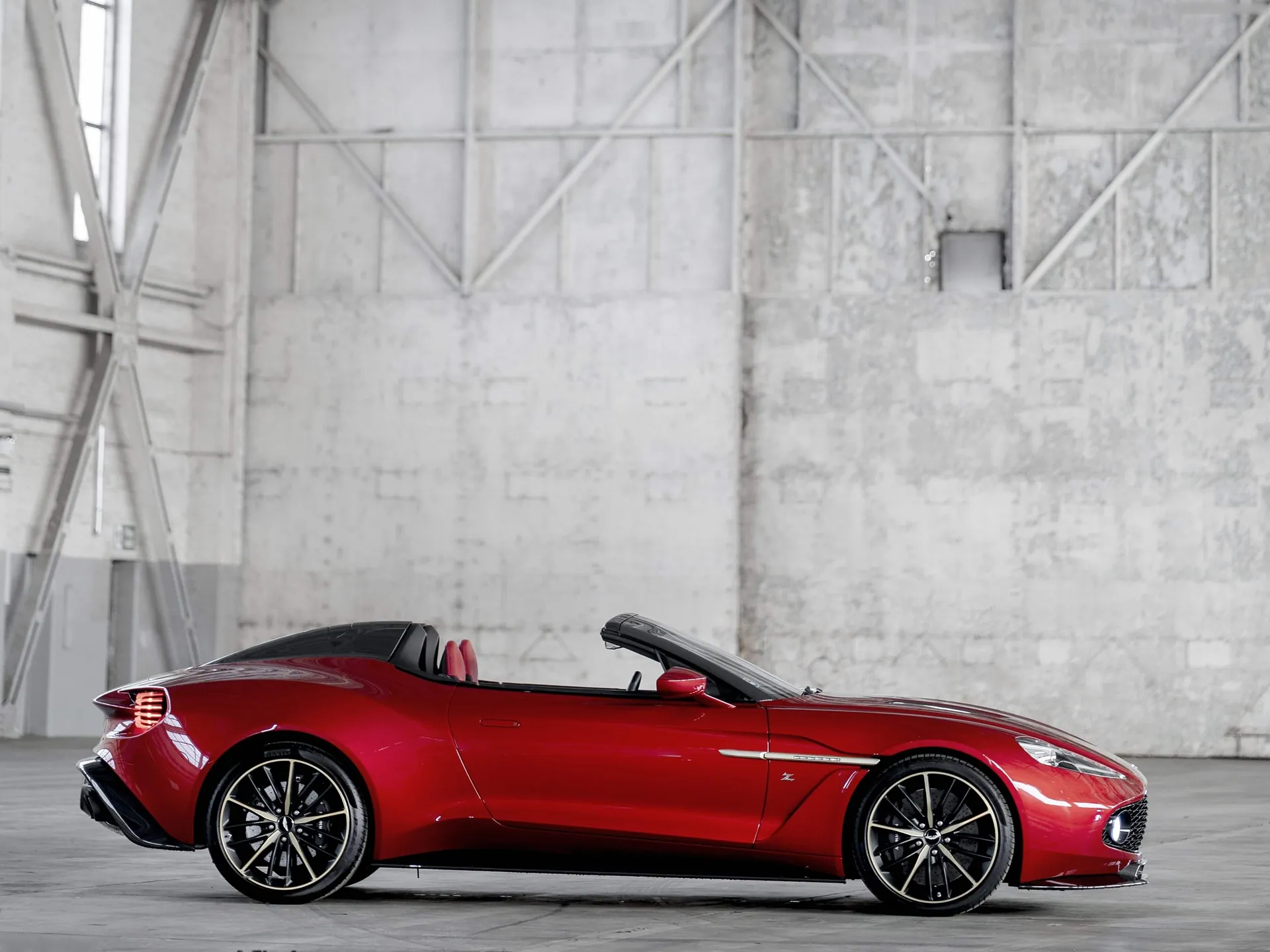 Aston Martin Vanquish Zagato Speedster (2017) - Side Profile