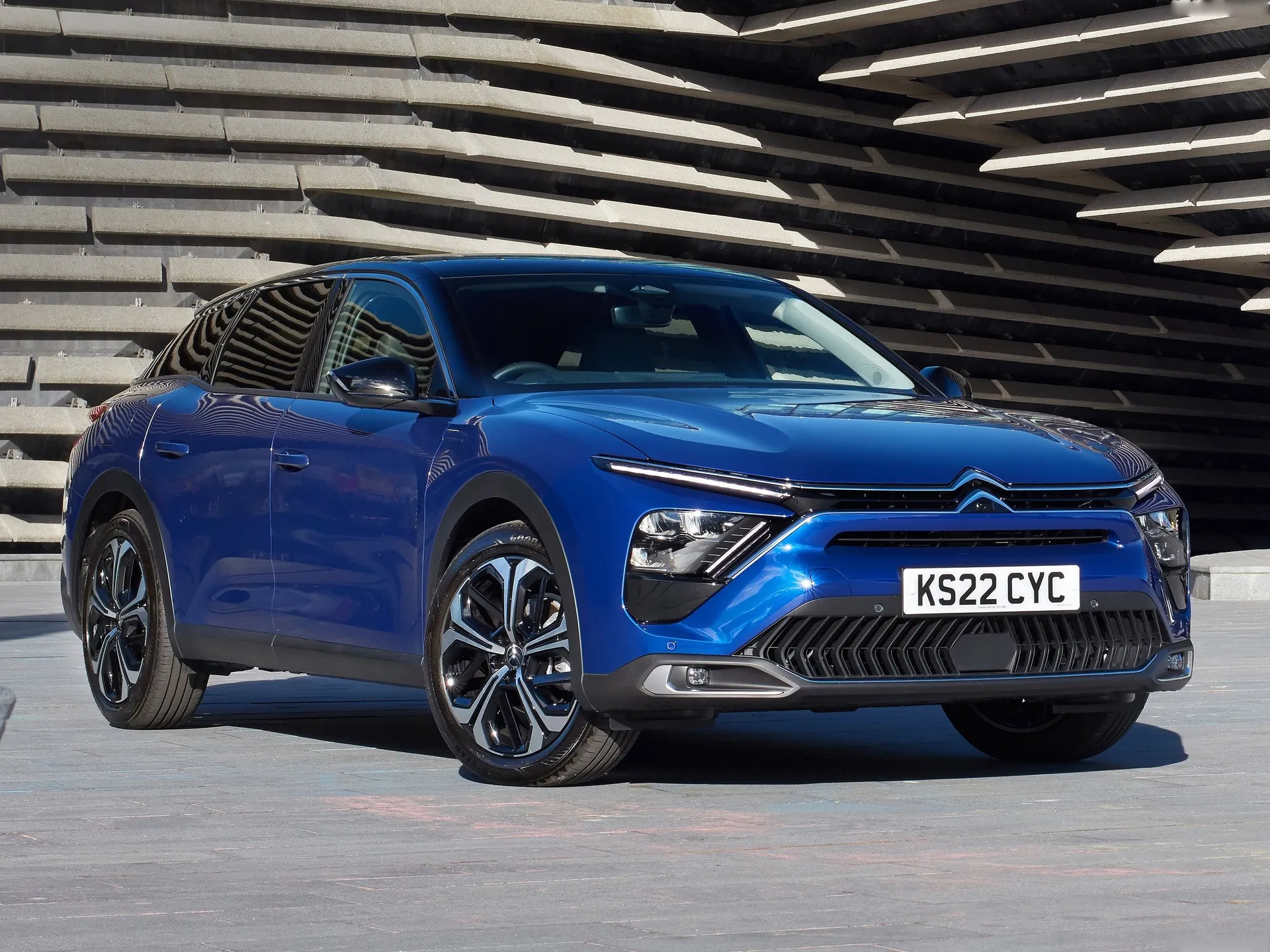 Citroen C5 X [UK] (2022)