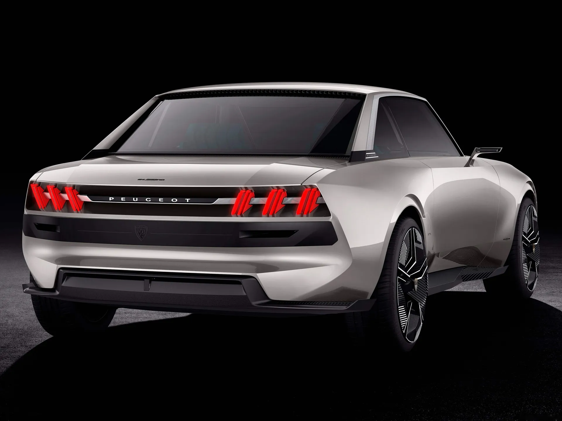 Peugeot e-Legend Concept (2018) – zadní tříčtvrteční pohled