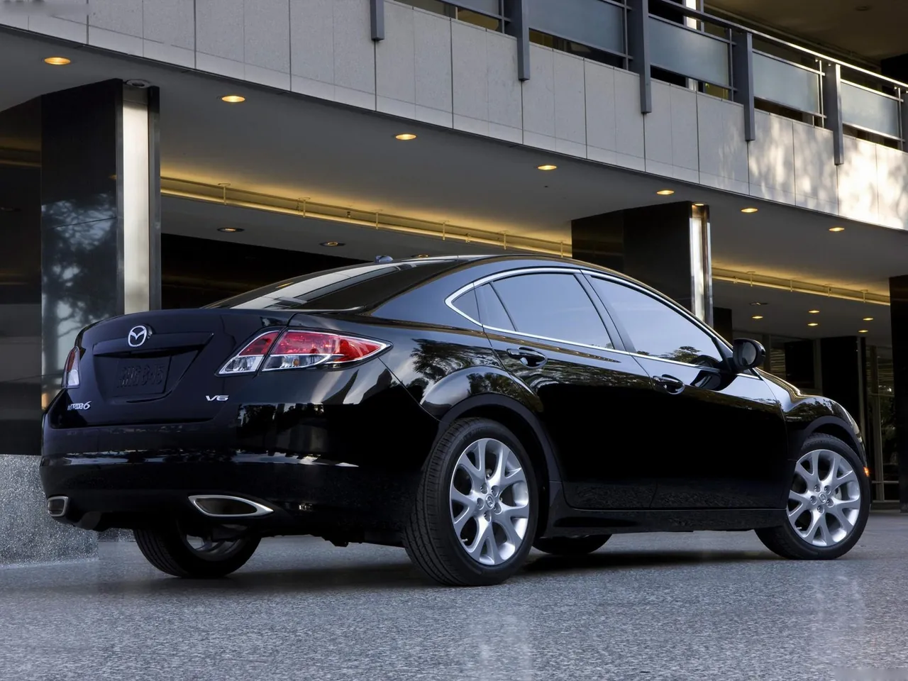 Mazda 6 US-spec (2009) – zadní tříčtvrteční pohled