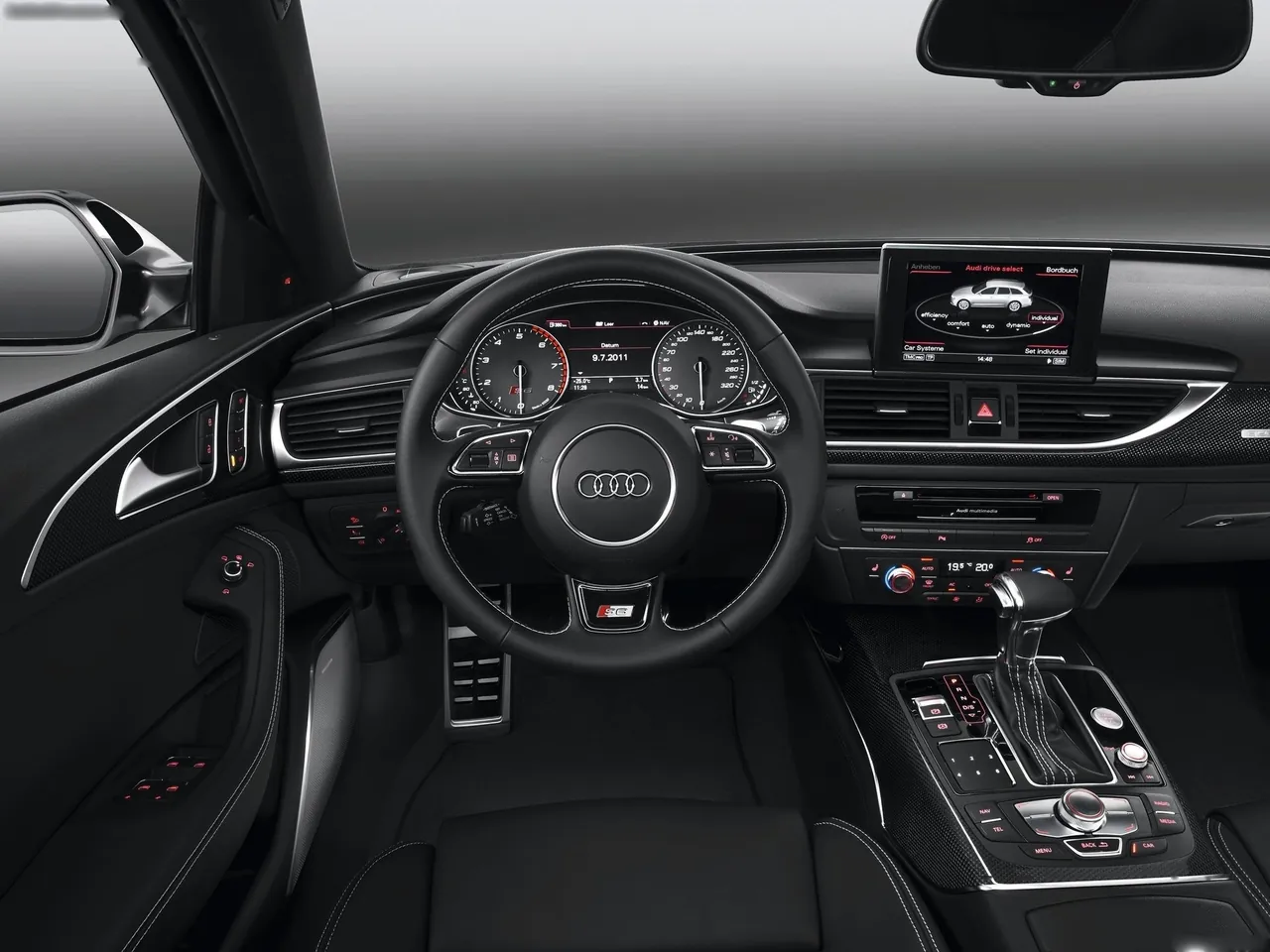 Audi S6 Avant (2013) – interiér
