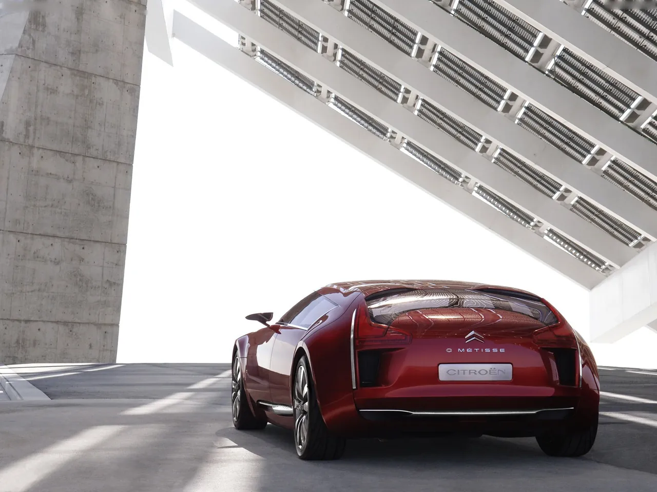 Citroen C-Metisse Concept (2006) – zadní tříčtvrteční pohled