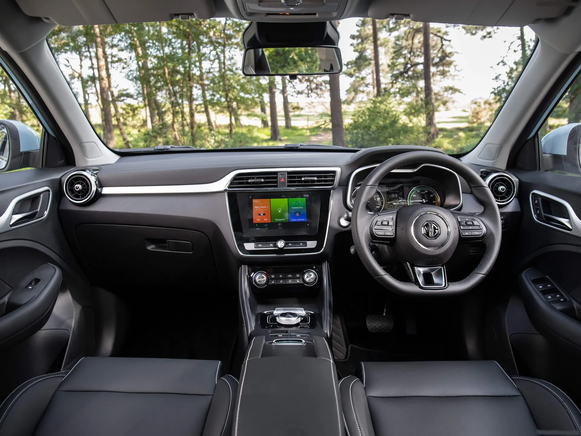 MG ZS EV (2020) – interiér