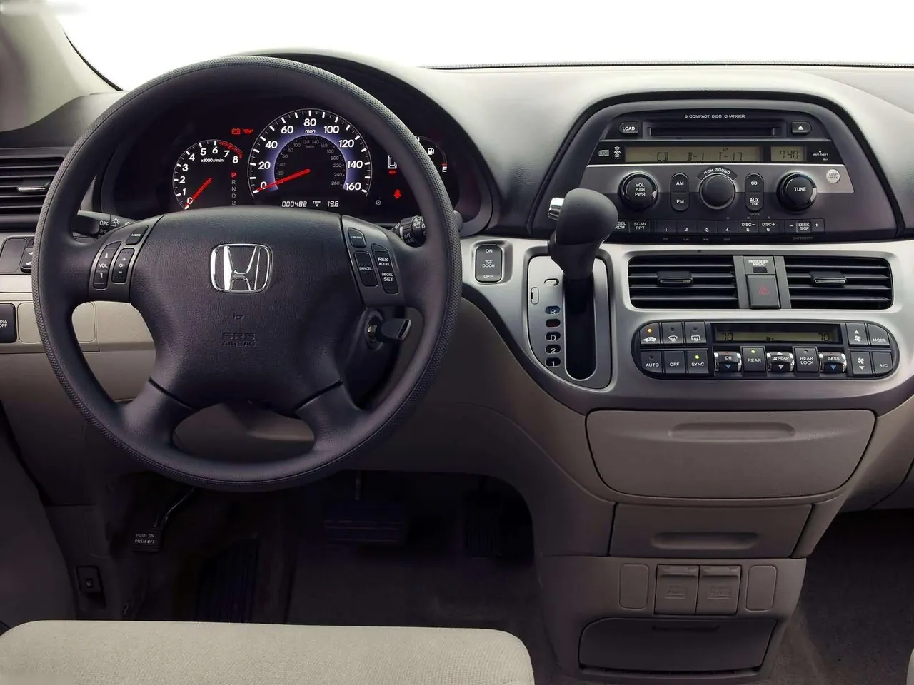 Honda Odyssey EX (2005) – interiér